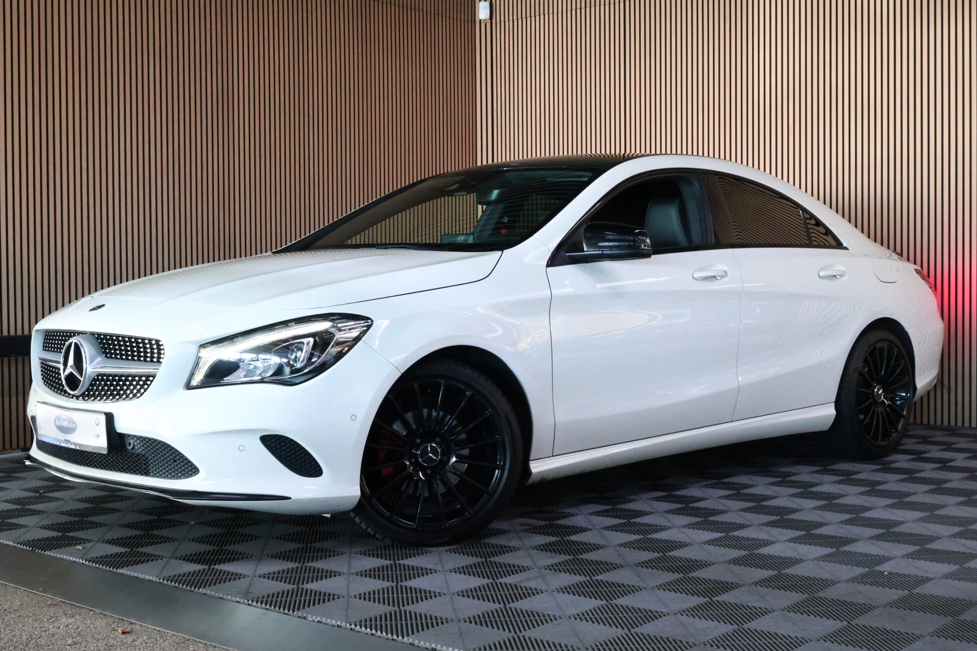 Hoofdafbeelding Mercedes-Benz CLA