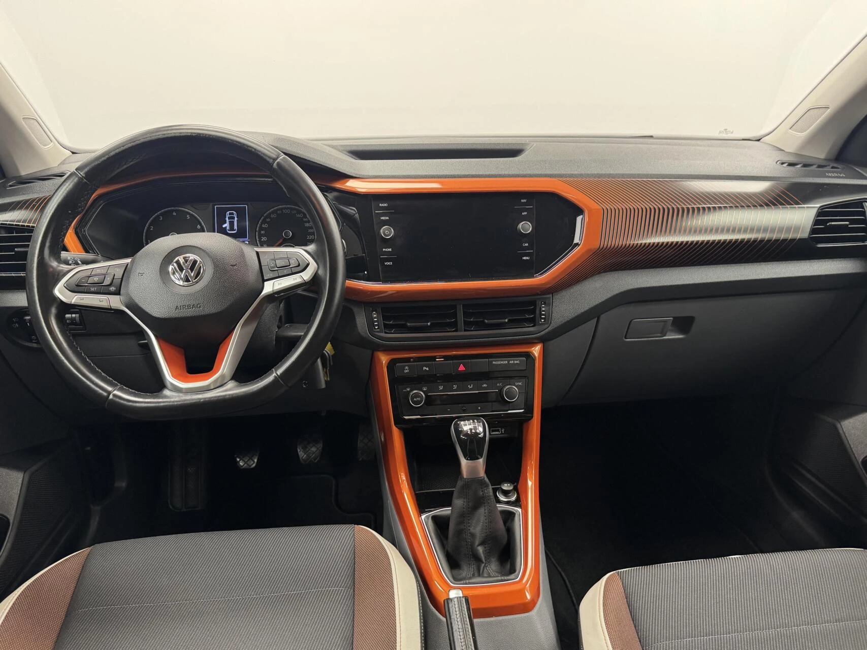 Hoofdafbeelding Volkswagen T-Cross