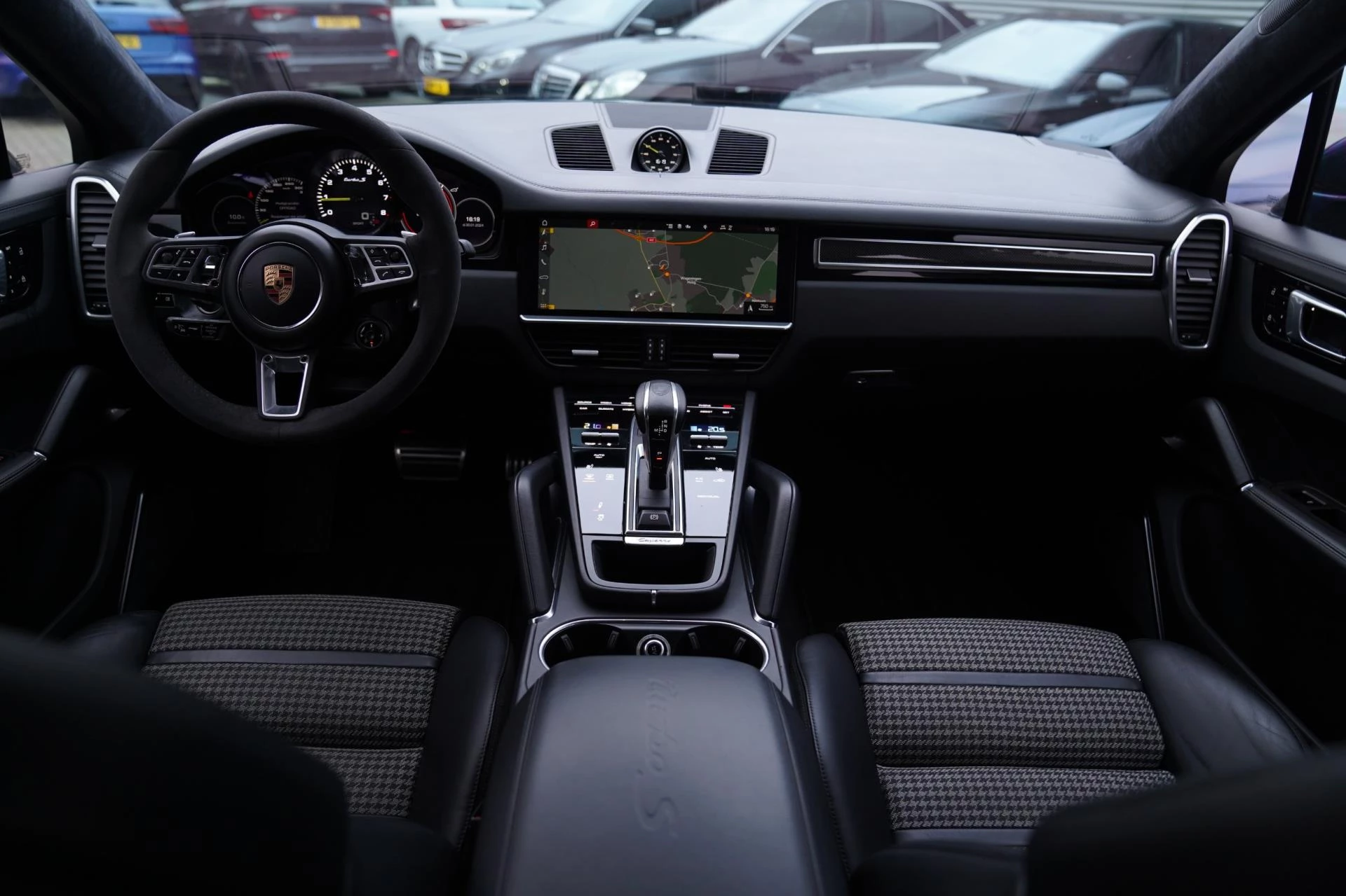 Hoofdafbeelding Porsche Cayenne