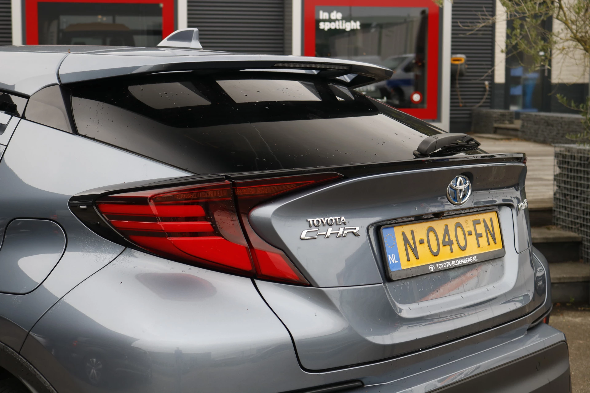 Hoofdafbeelding Toyota C-HR