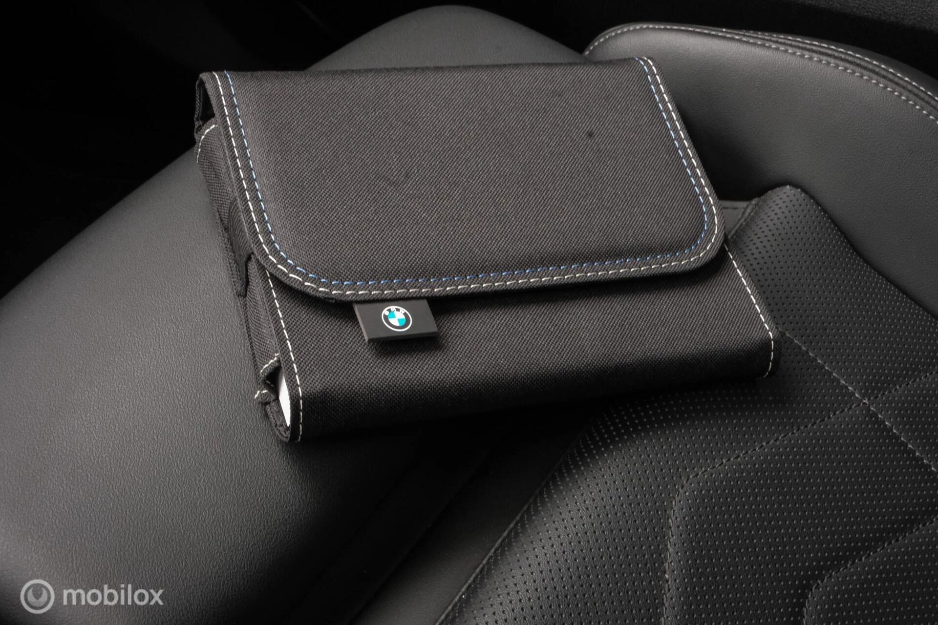 Hoofdafbeelding BMW iX2
