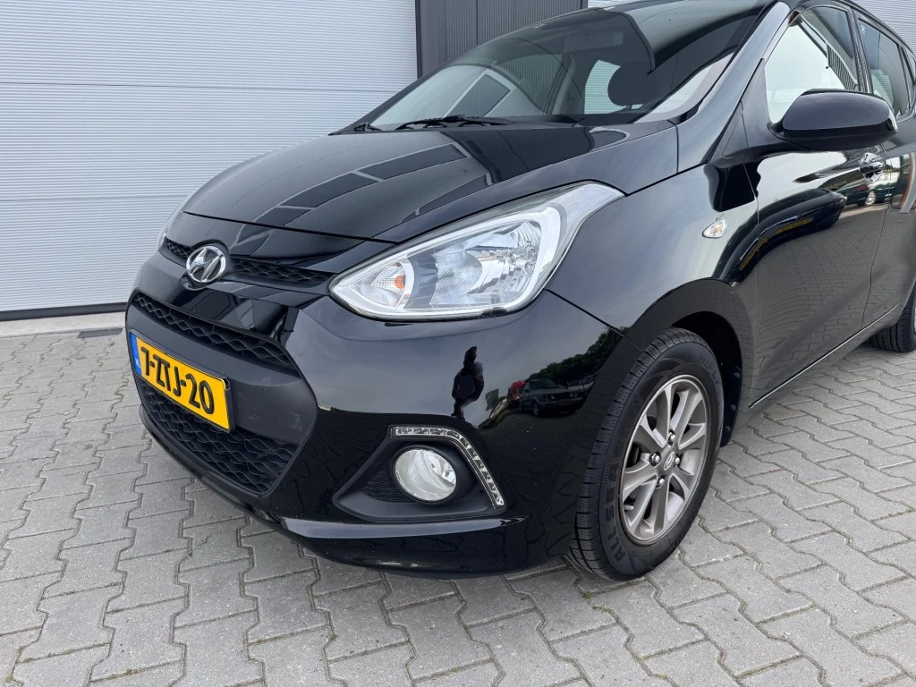 Hoofdafbeelding Hyundai i10