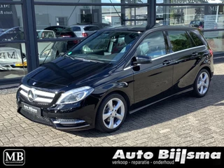 Hoofdafbeelding Mercedes-Benz B-Klasse Mercedes B-klasse 180 automaat, cruise, xenon, trekhaak, zeer net,