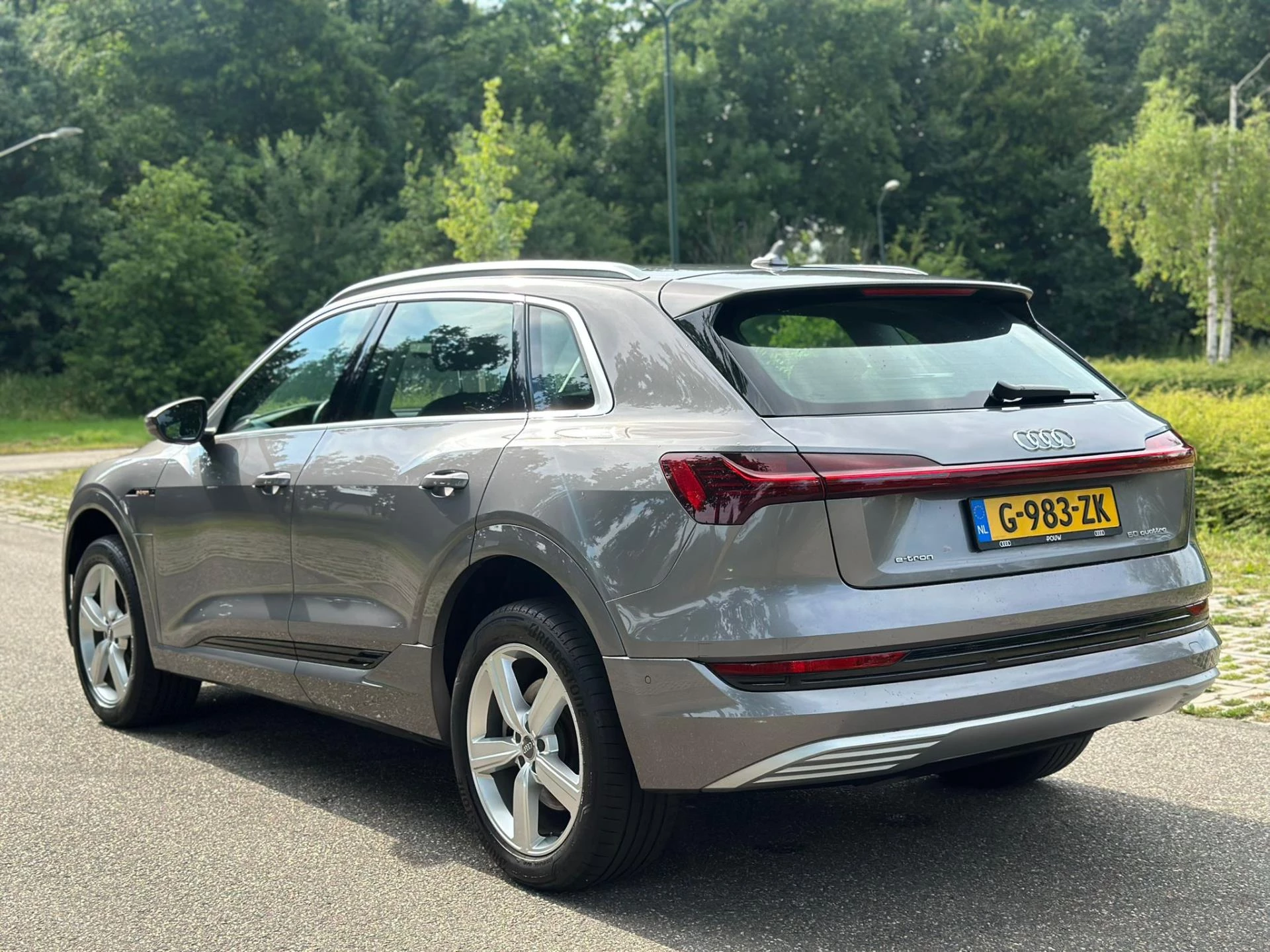 Hoofdafbeelding Audi e-tron