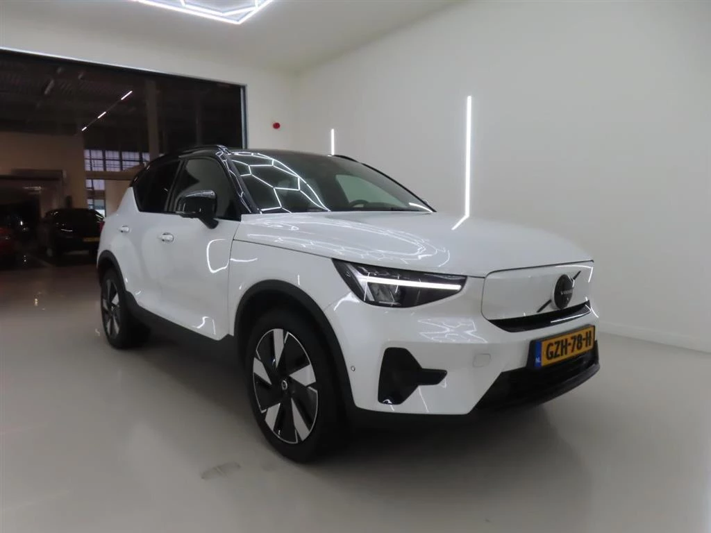 Hoofdafbeelding Volvo EX40