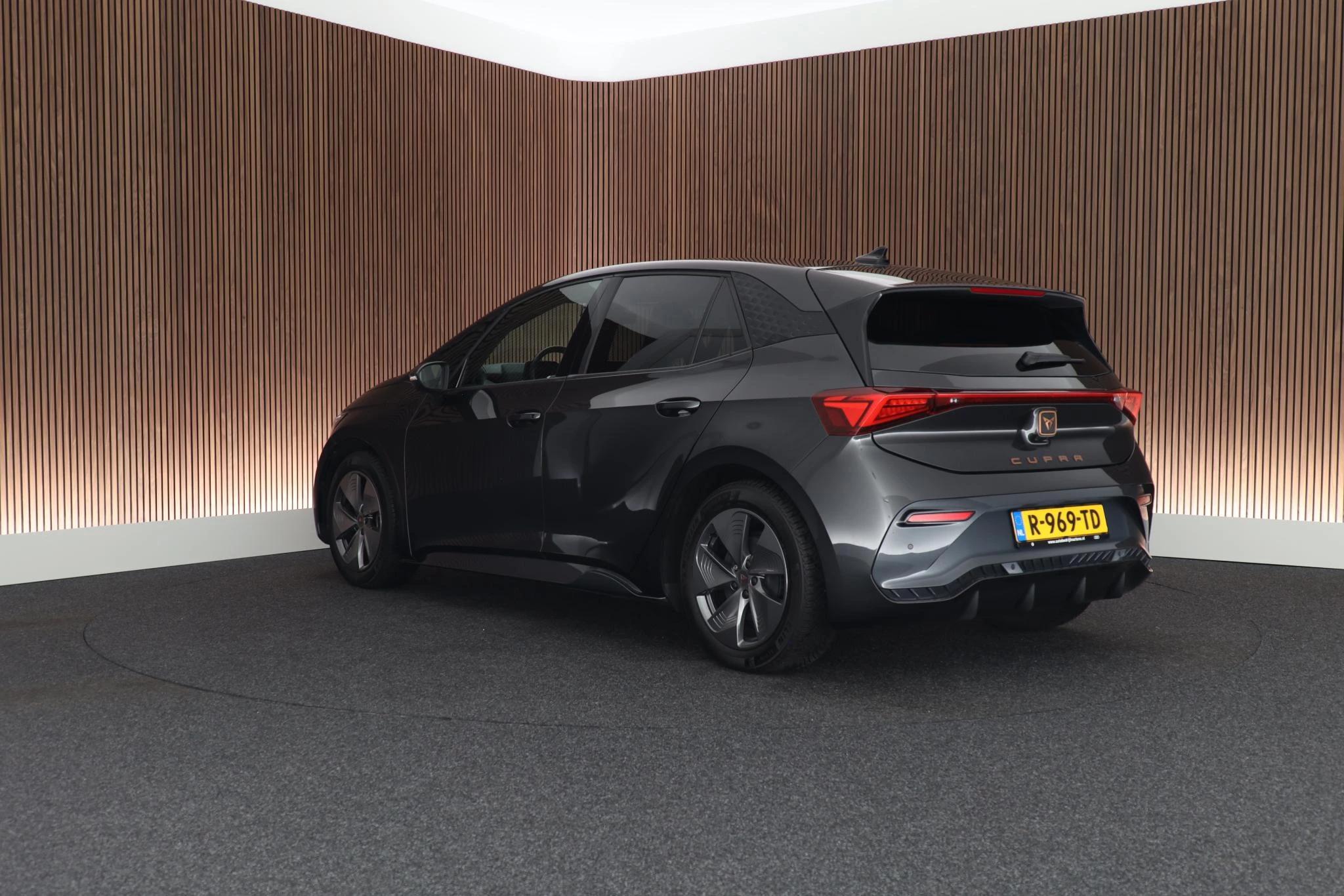 Hoofdafbeelding CUPRA Born