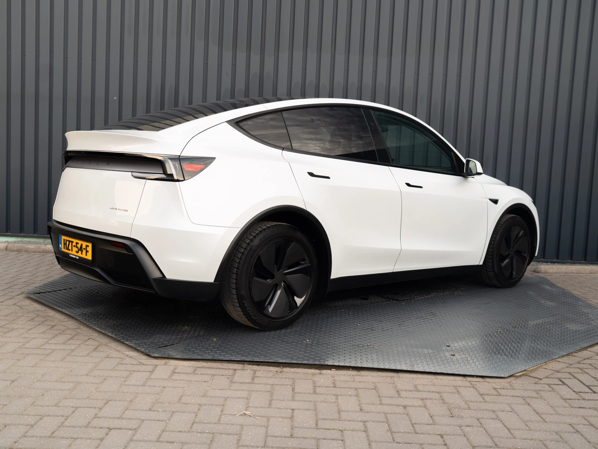 Hoofdafbeelding Tesla Model Y