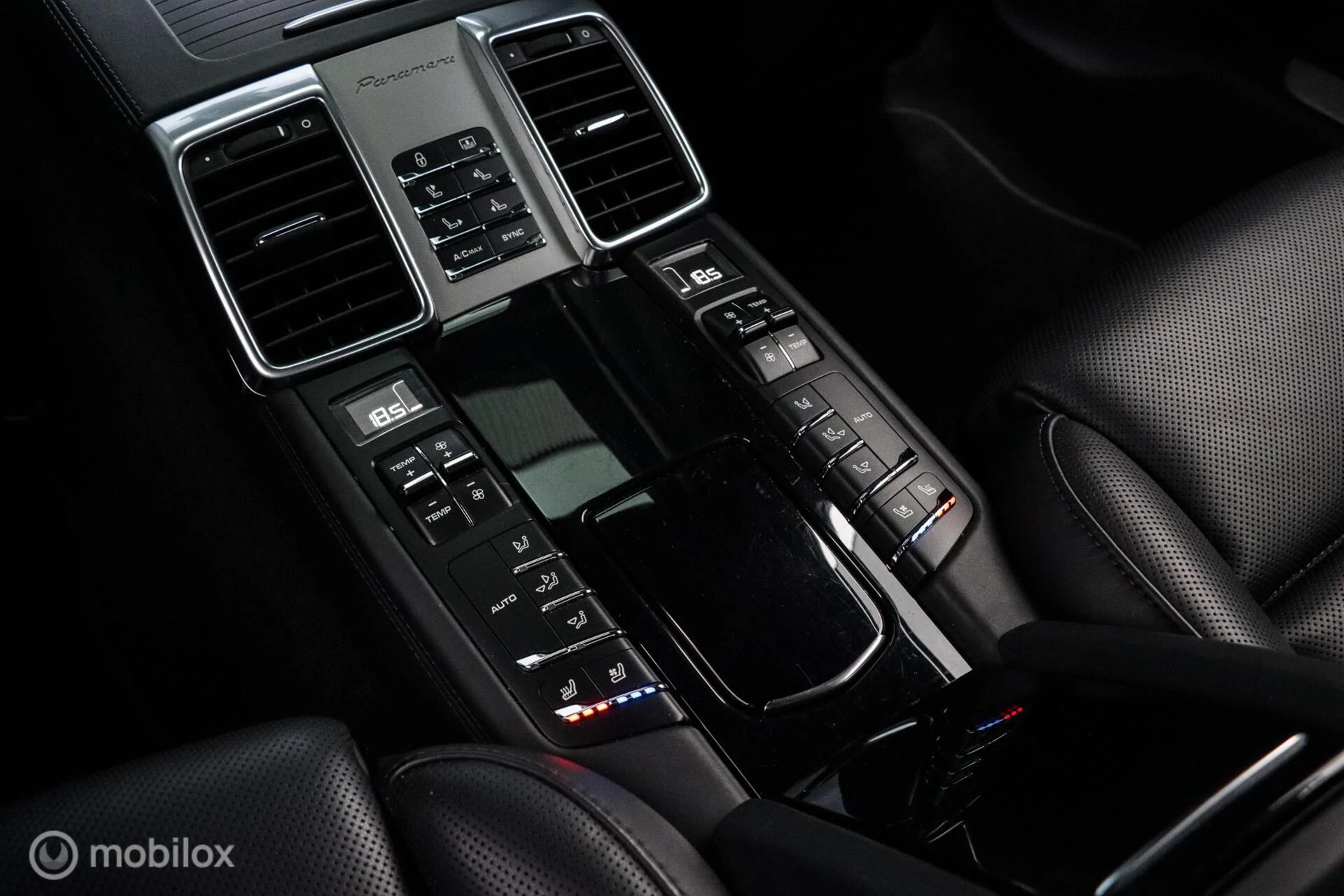 Hoofdafbeelding Porsche Panamera