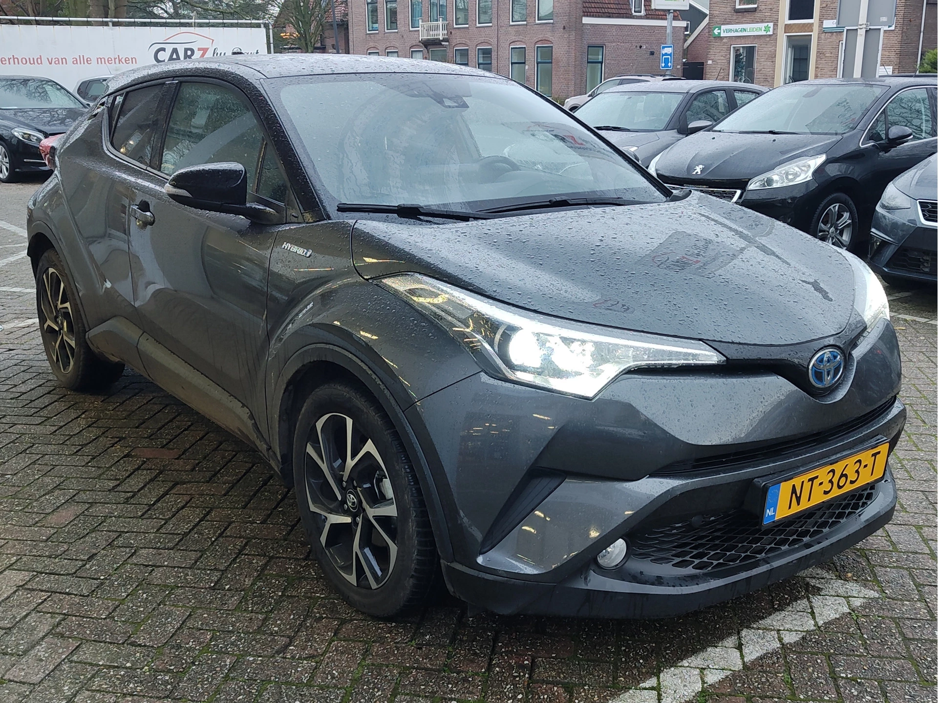 Hoofdafbeelding Toyota C-HR