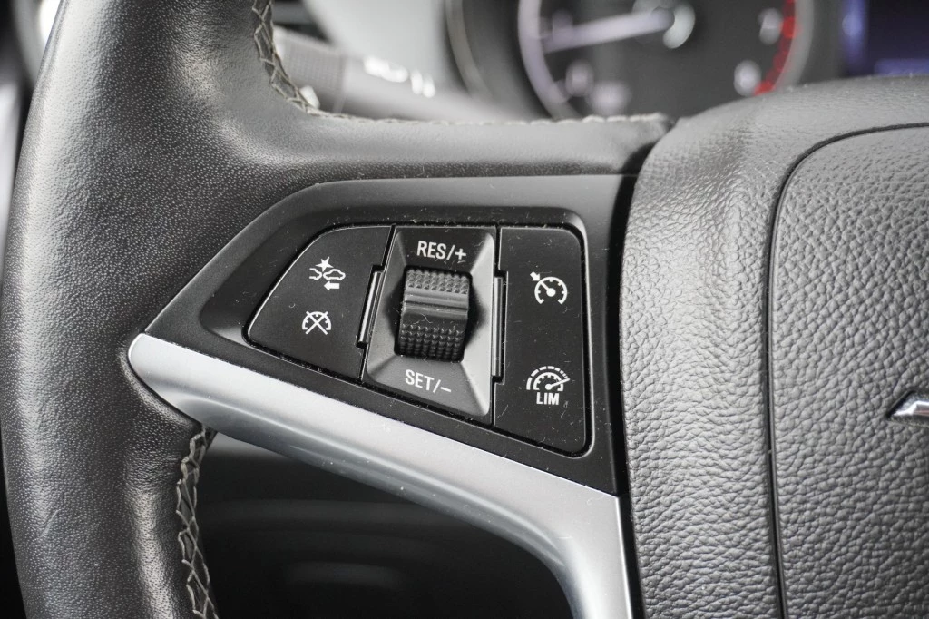 Hoofdafbeelding Opel Mokka X