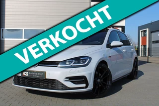 Volkswagen Golf 1.5 TSI Highline Business R / PANO / CAMERA / PDC V+A/ BOM VOLLL