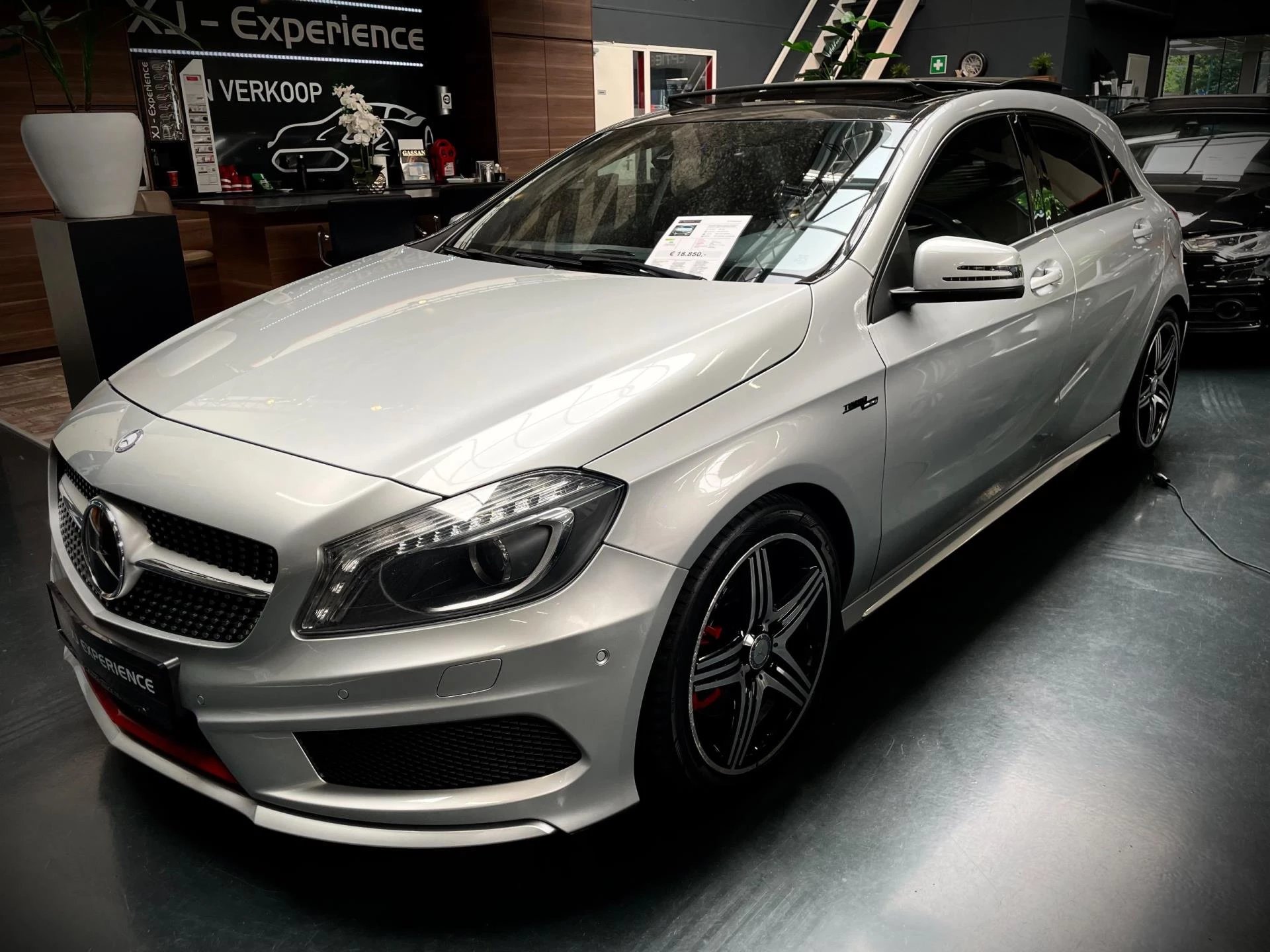 Hoofdafbeelding Mercedes-Benz A-Klasse