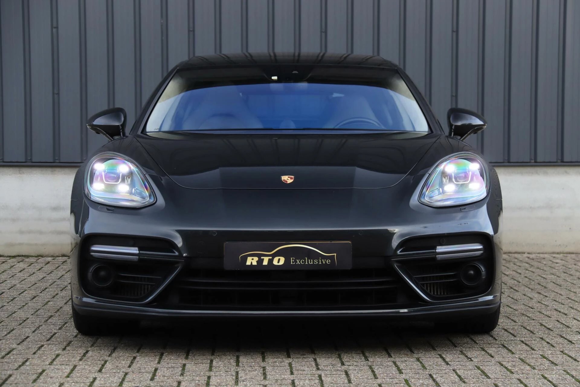 Hoofdafbeelding Porsche Panamera