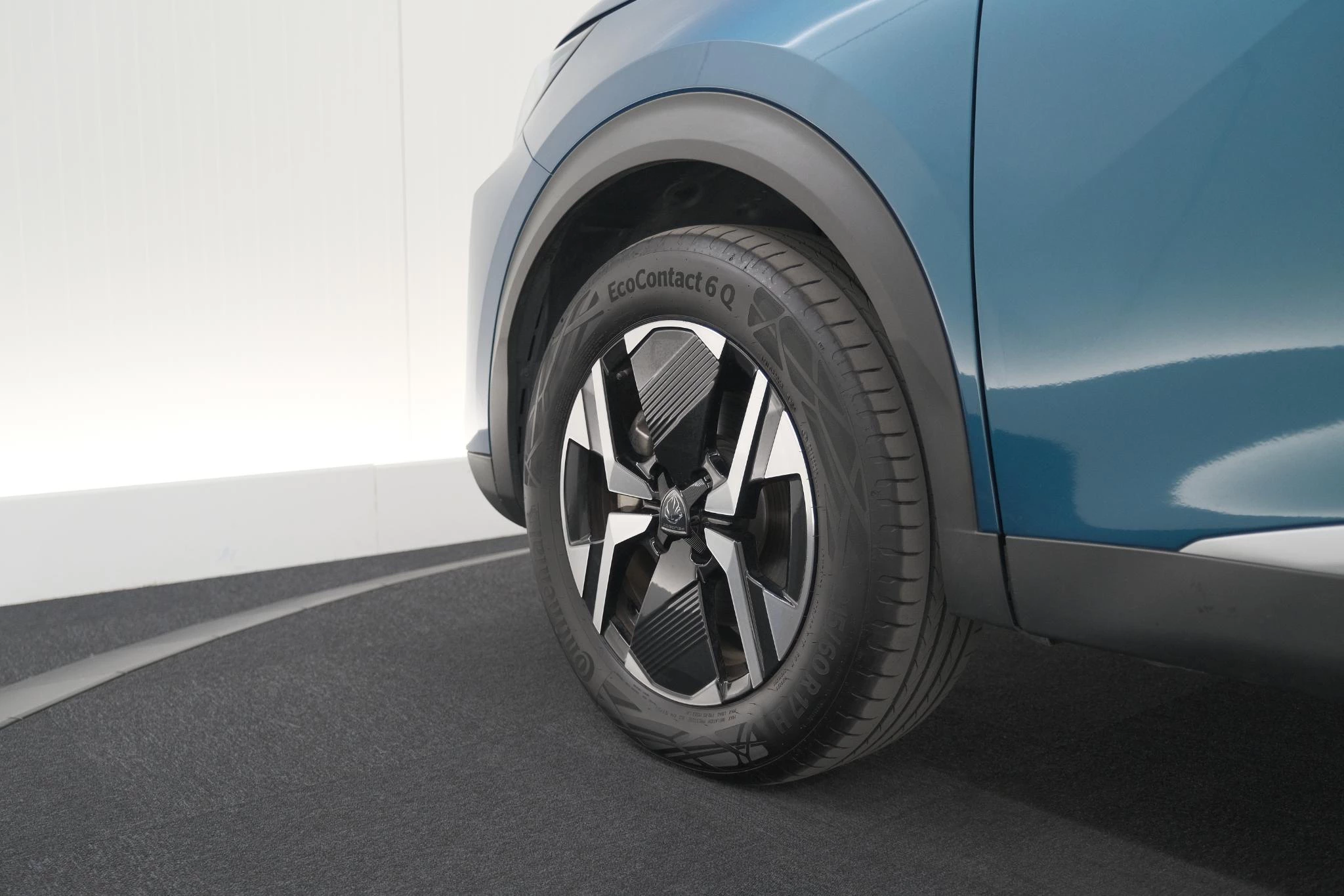 Hoofdafbeelding Peugeot e-2008