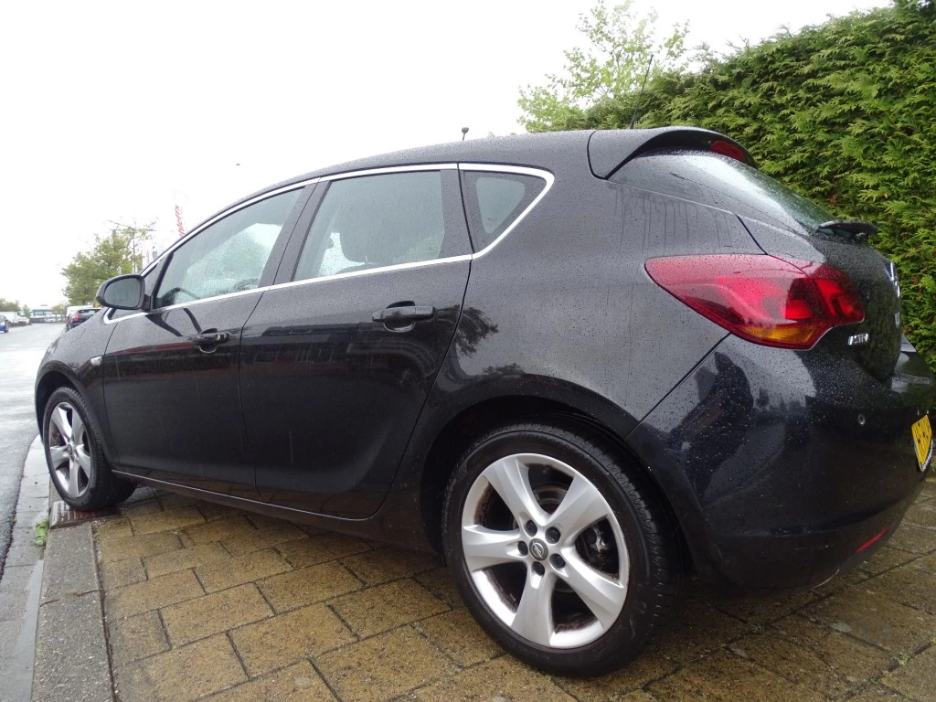 Hoofdafbeelding Opel Astra