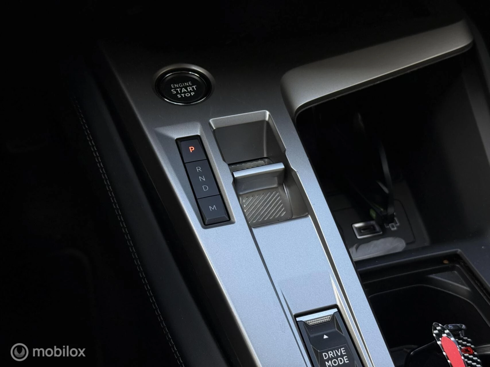 Hoofdafbeelding Peugeot 408