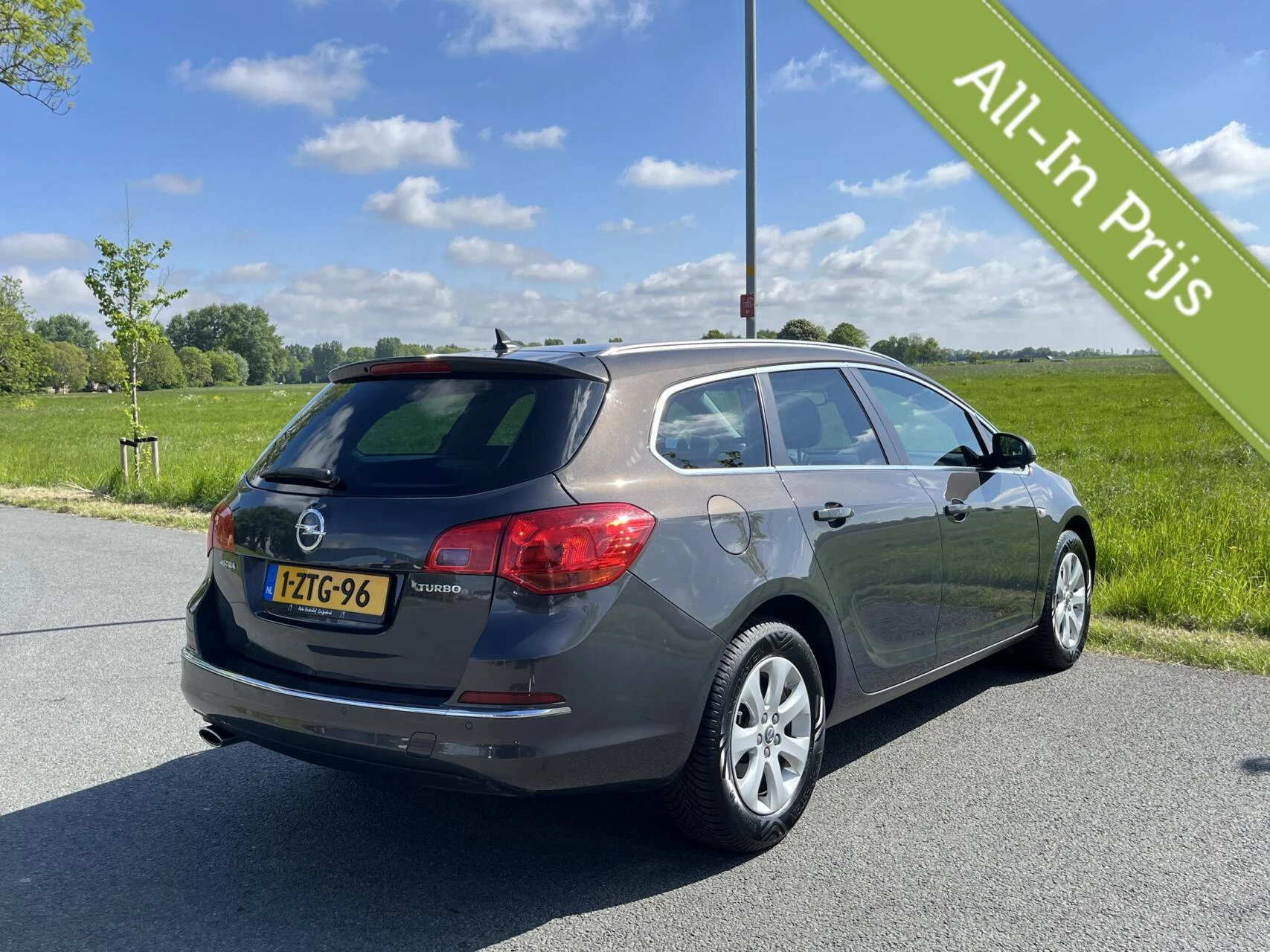 Hoofdafbeelding Opel Astra