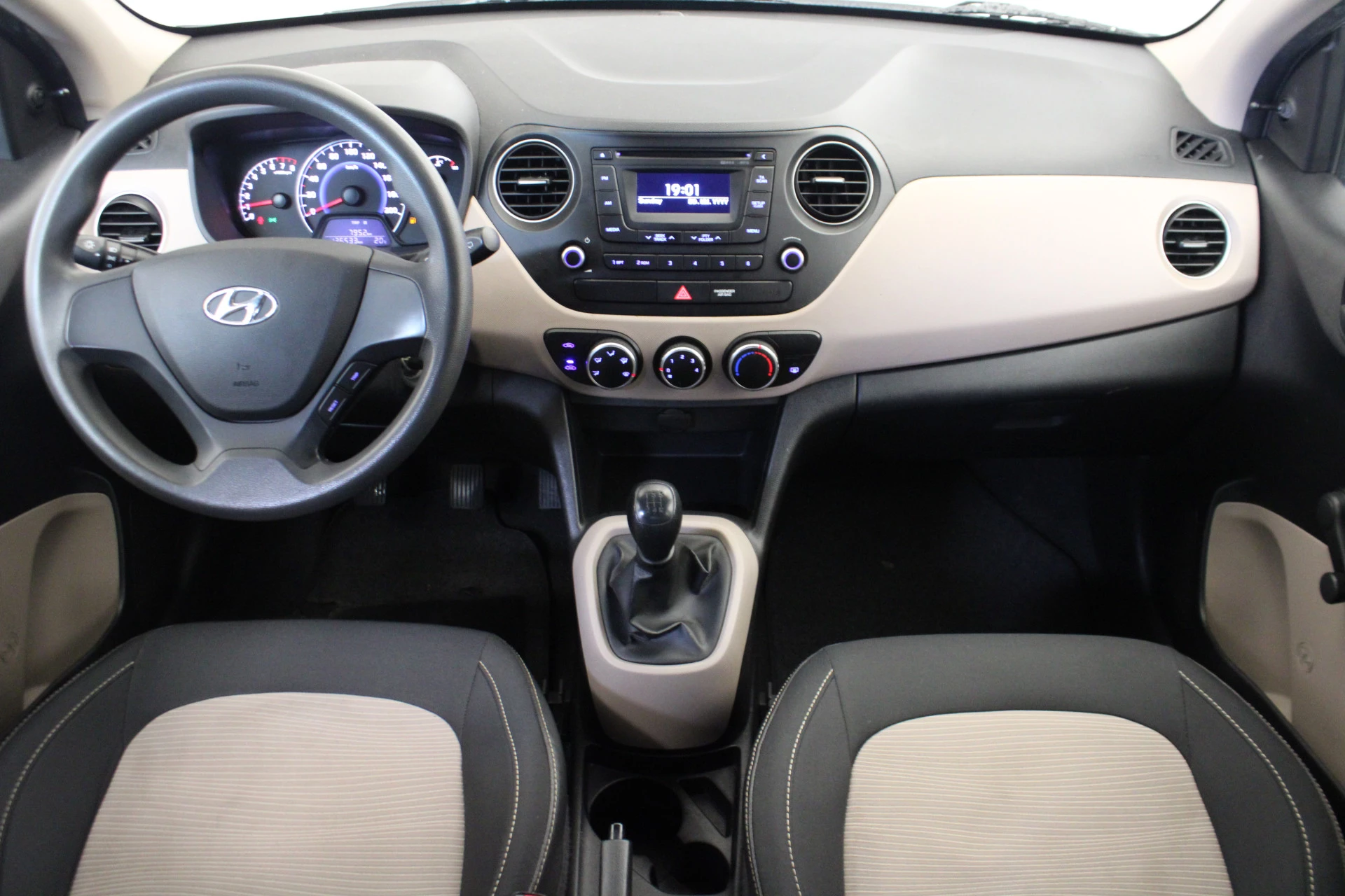 Hoofdafbeelding Hyundai i10
