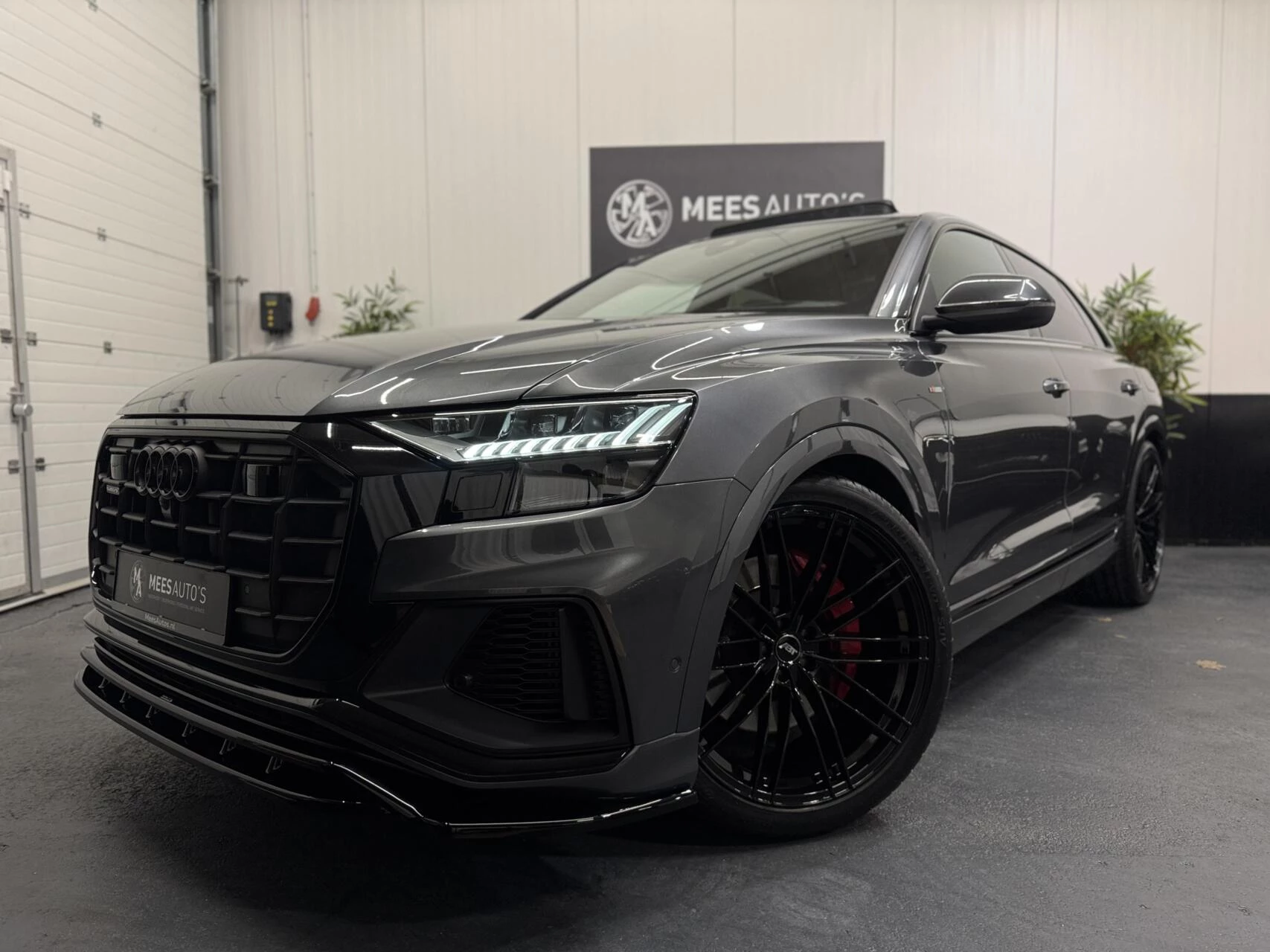 Hoofdafbeelding Audi Q8