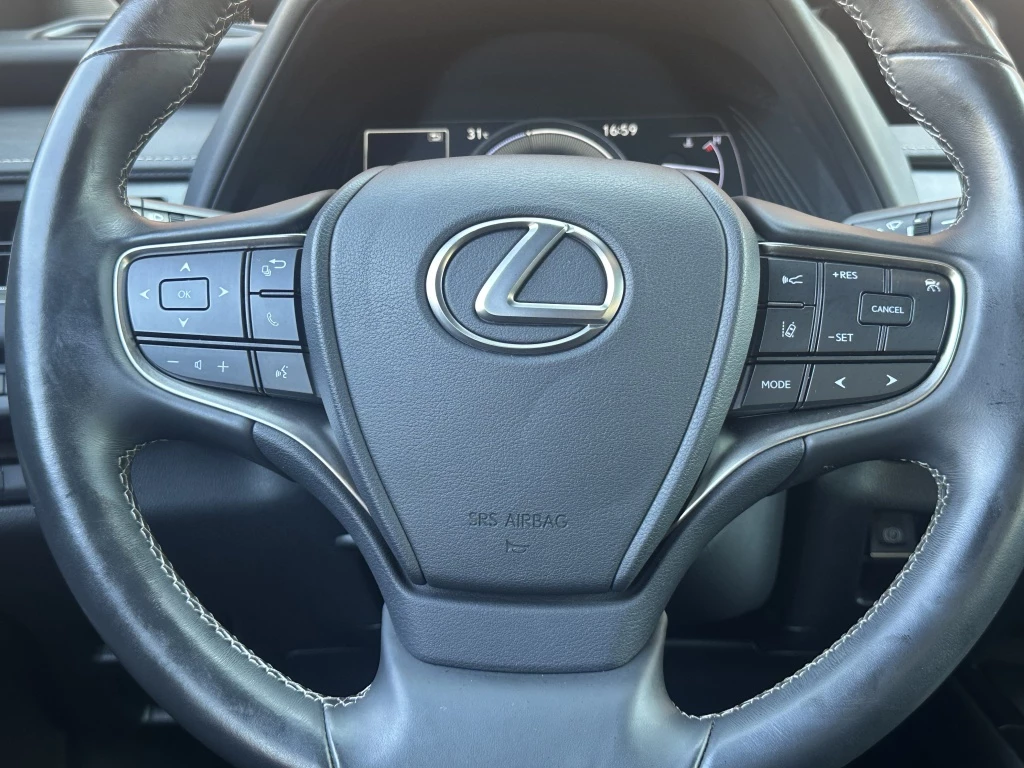 Hoofdafbeelding Lexus UX