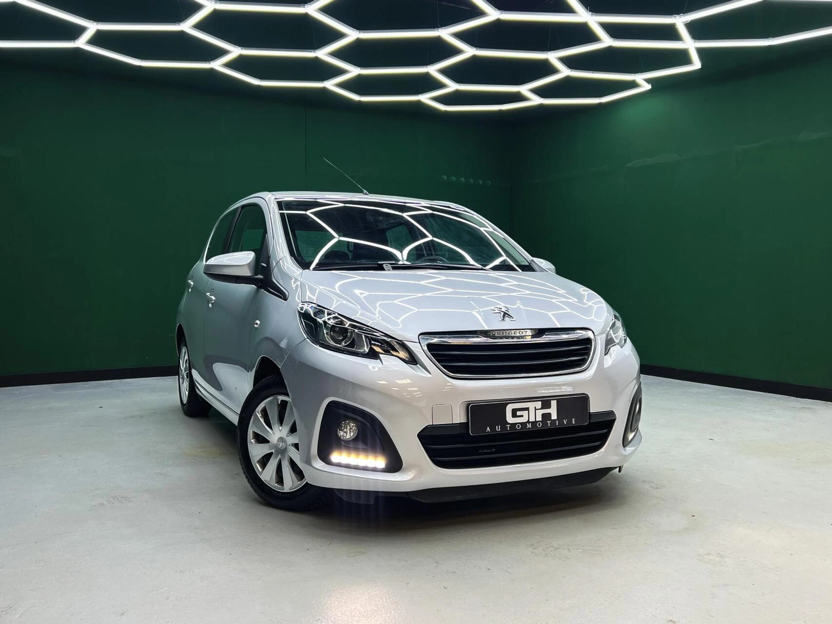 Hoofdafbeelding Peugeot 108