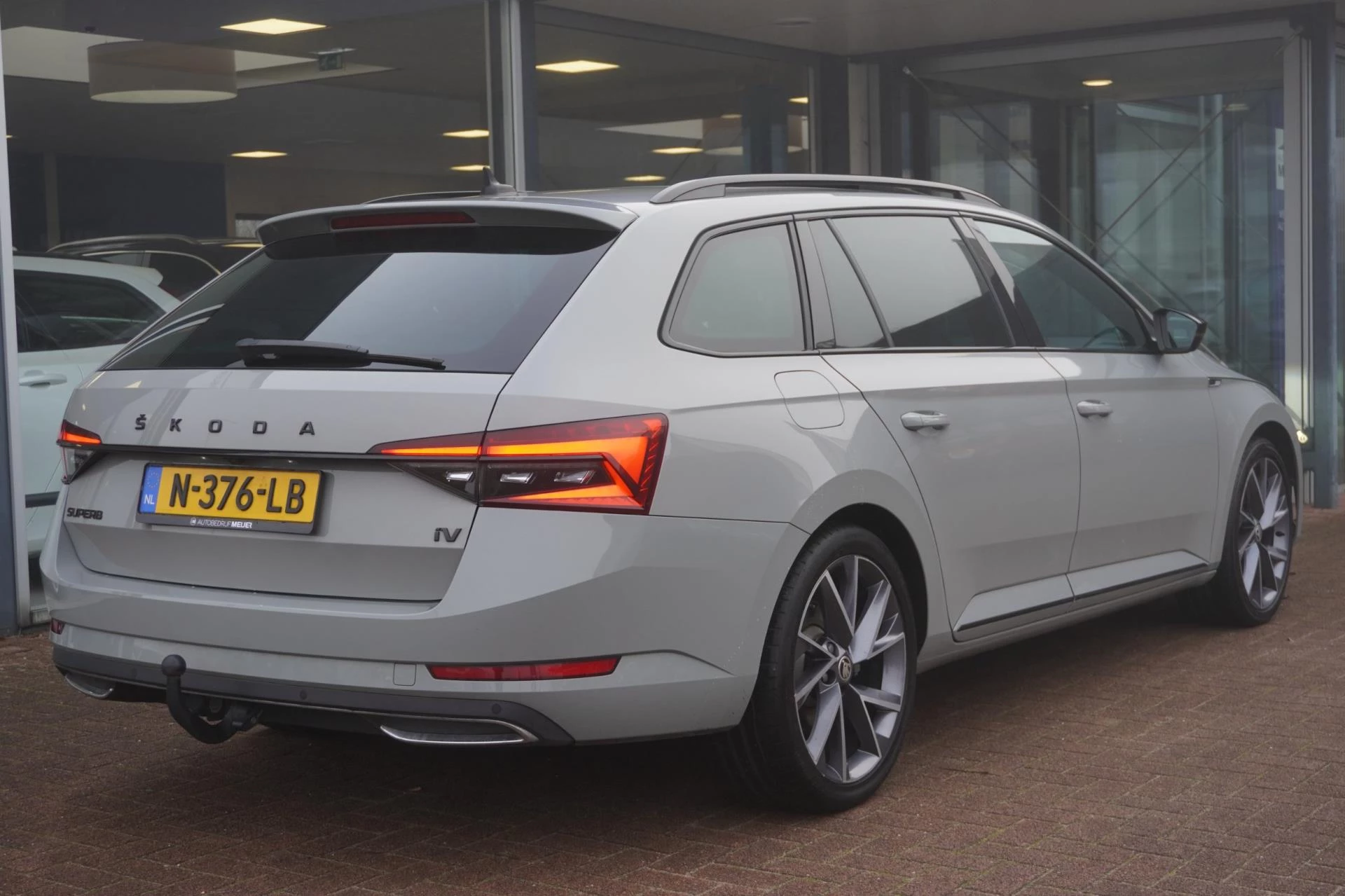 Hoofdafbeelding Škoda Superb