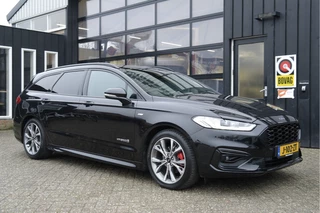 Hoofdafbeelding Ford Mondeo Ford Mondeo Wagon 2.0 IVCT HEV ST-Line | NL-Auto | Dealer Onderhouden | Trekhaak | Adap.Cruise | Carplay