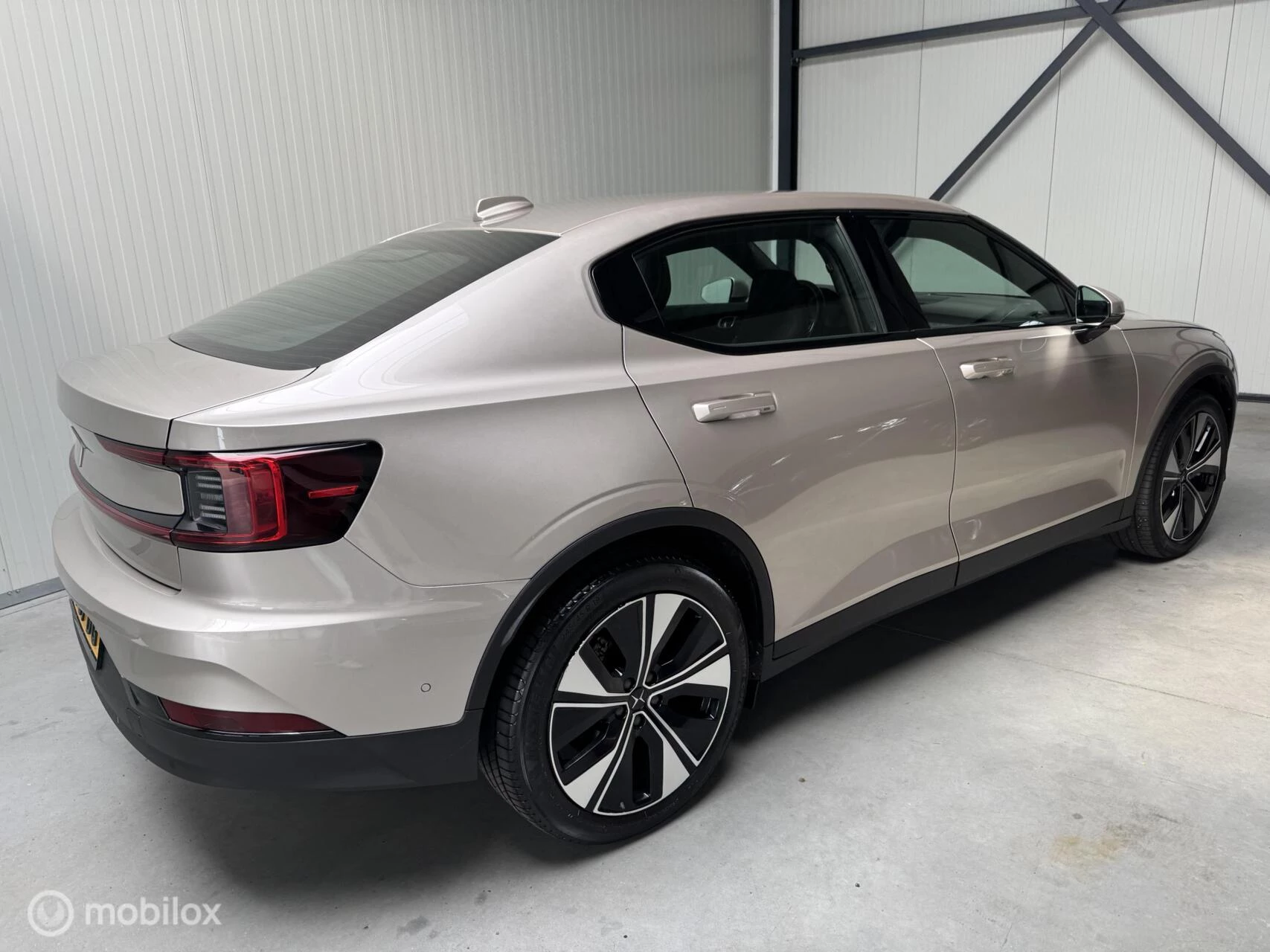 Hoofdafbeelding Polestar 2