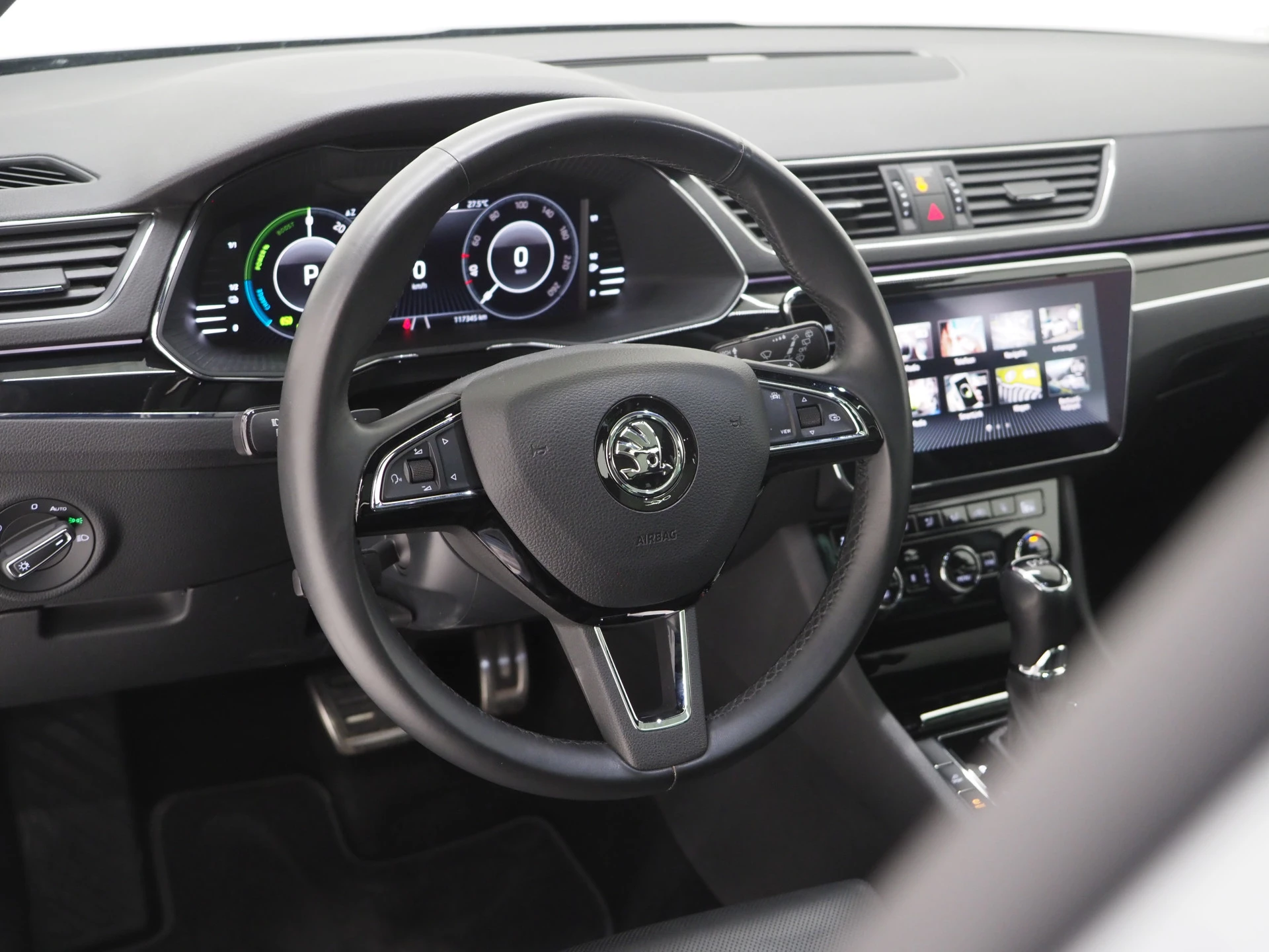 Hoofdafbeelding Škoda Superb