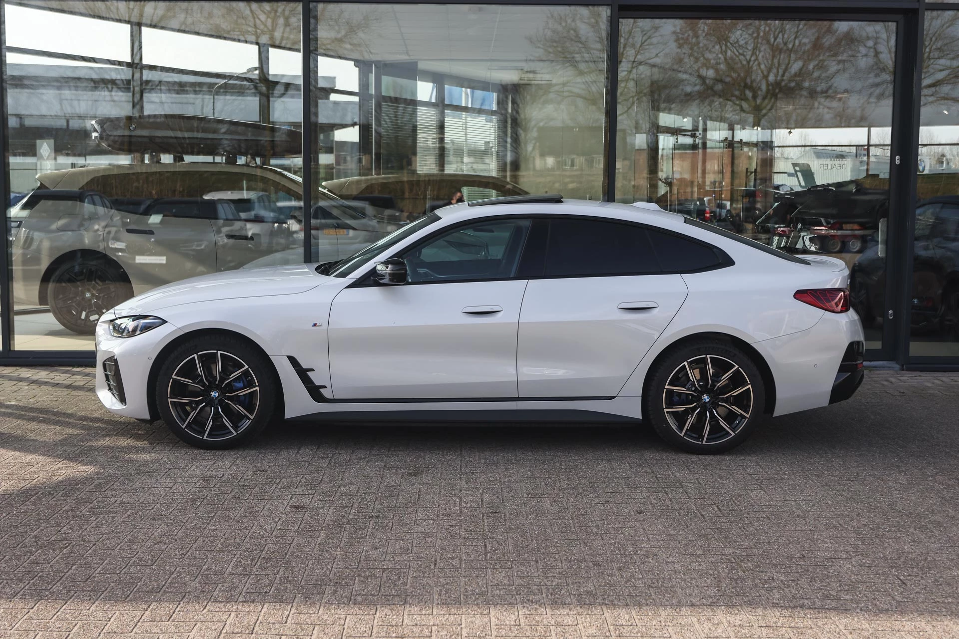 Hoofdafbeelding BMW i4