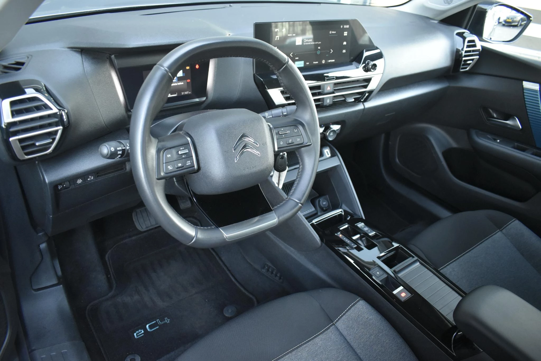 Hoofdafbeelding Citroën ë-C4 X