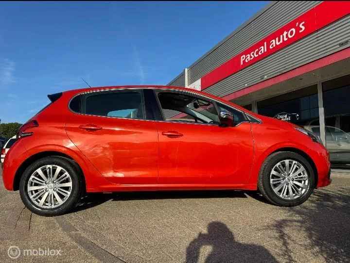 Hoofdafbeelding Peugeot 208