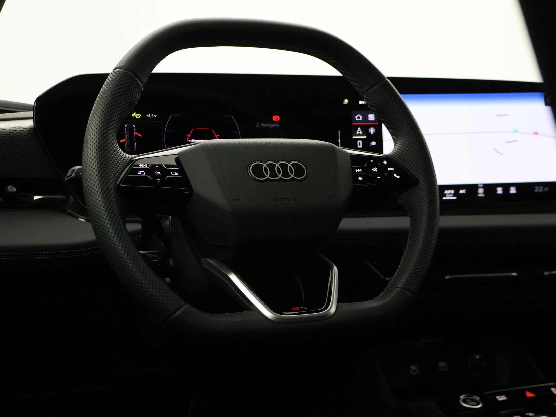 Hoofdafbeelding Audi A6 Avant e-tron