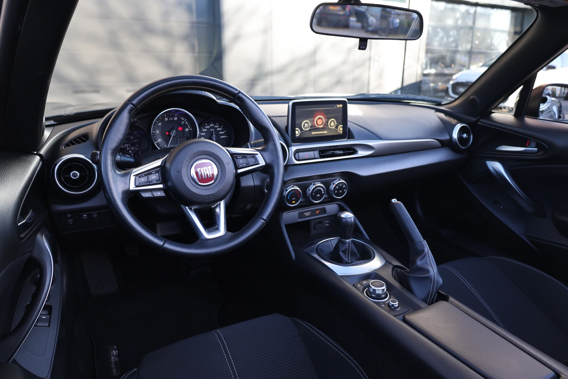 Hoofdafbeelding Fiat 124 Spider