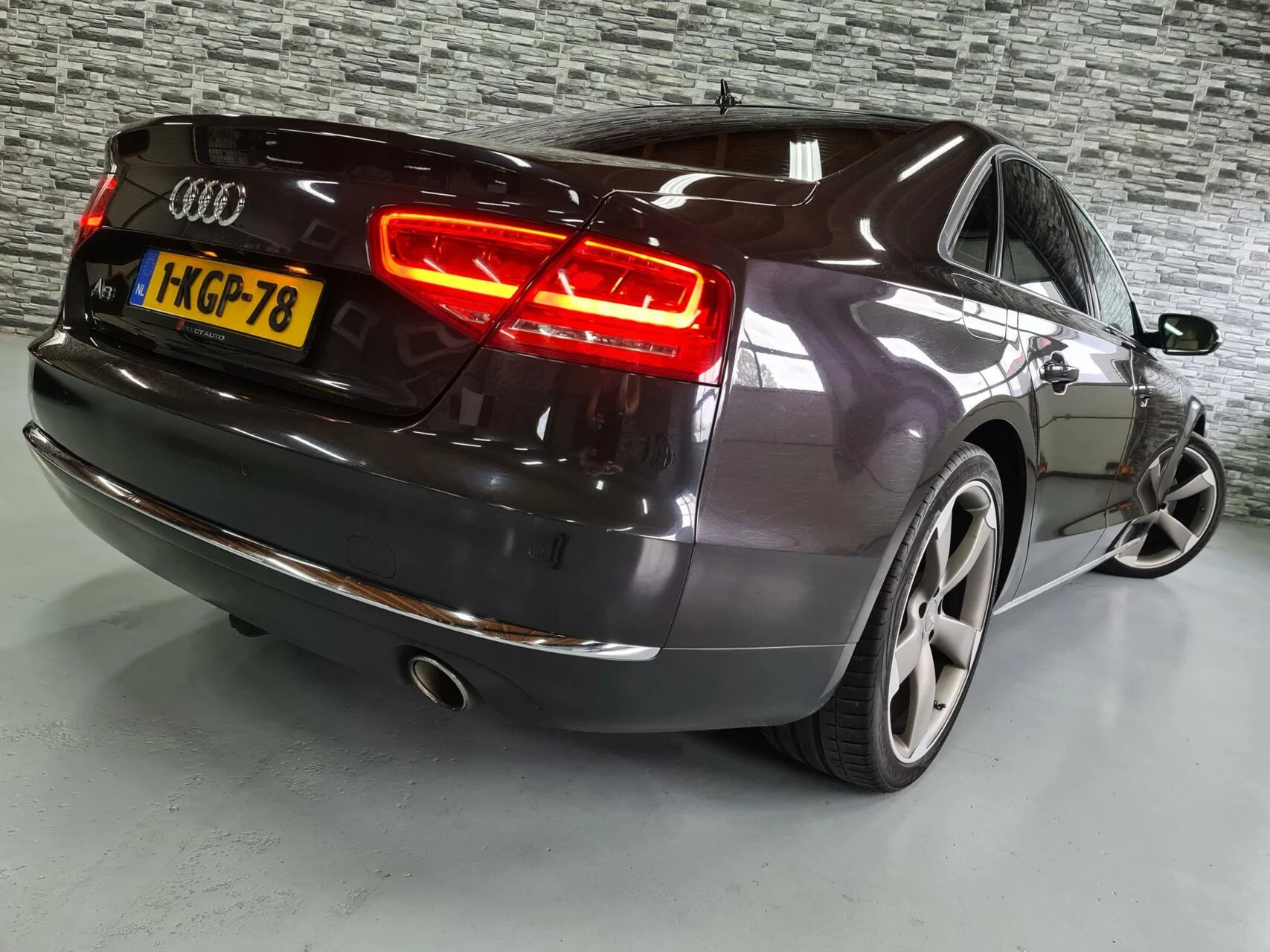 Hoofdafbeelding Audi A8