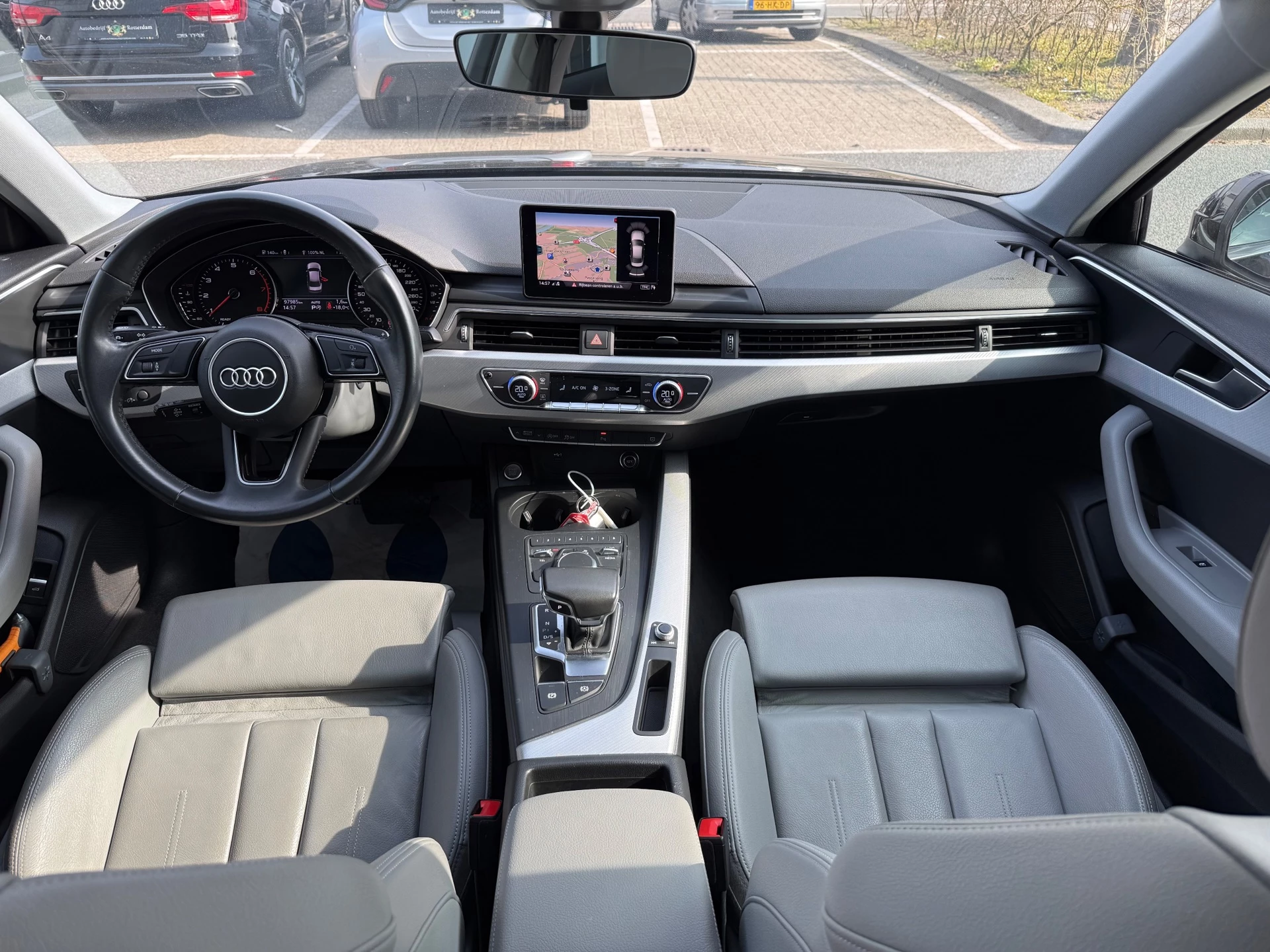 Hoofdafbeelding Audi A4