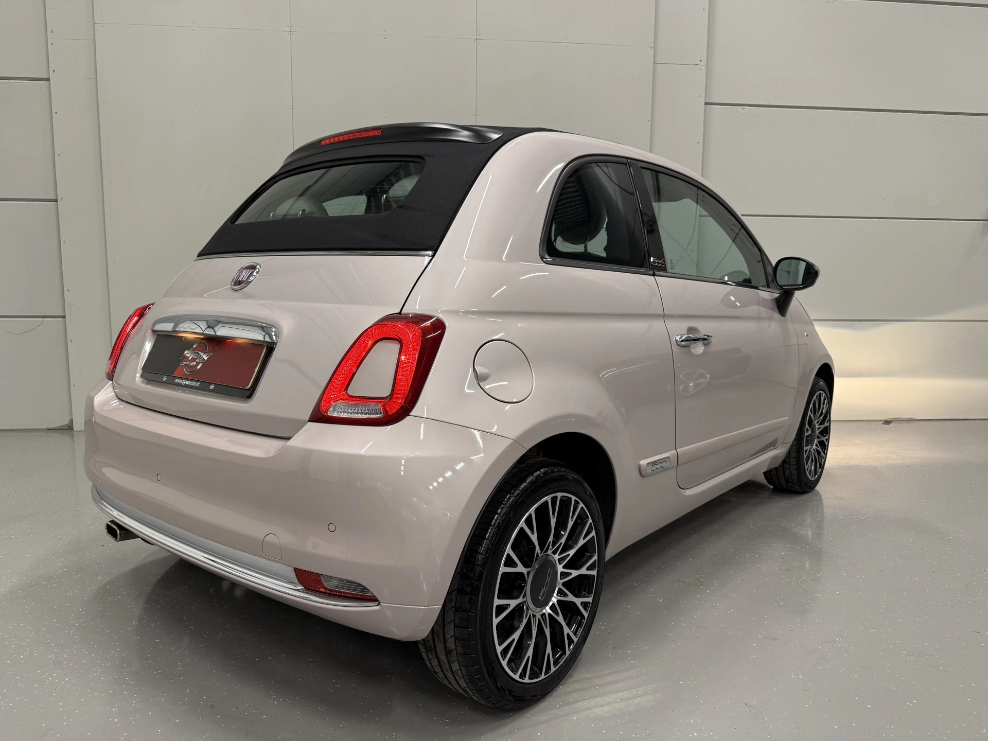 Hoofdafbeelding Fiat 500C