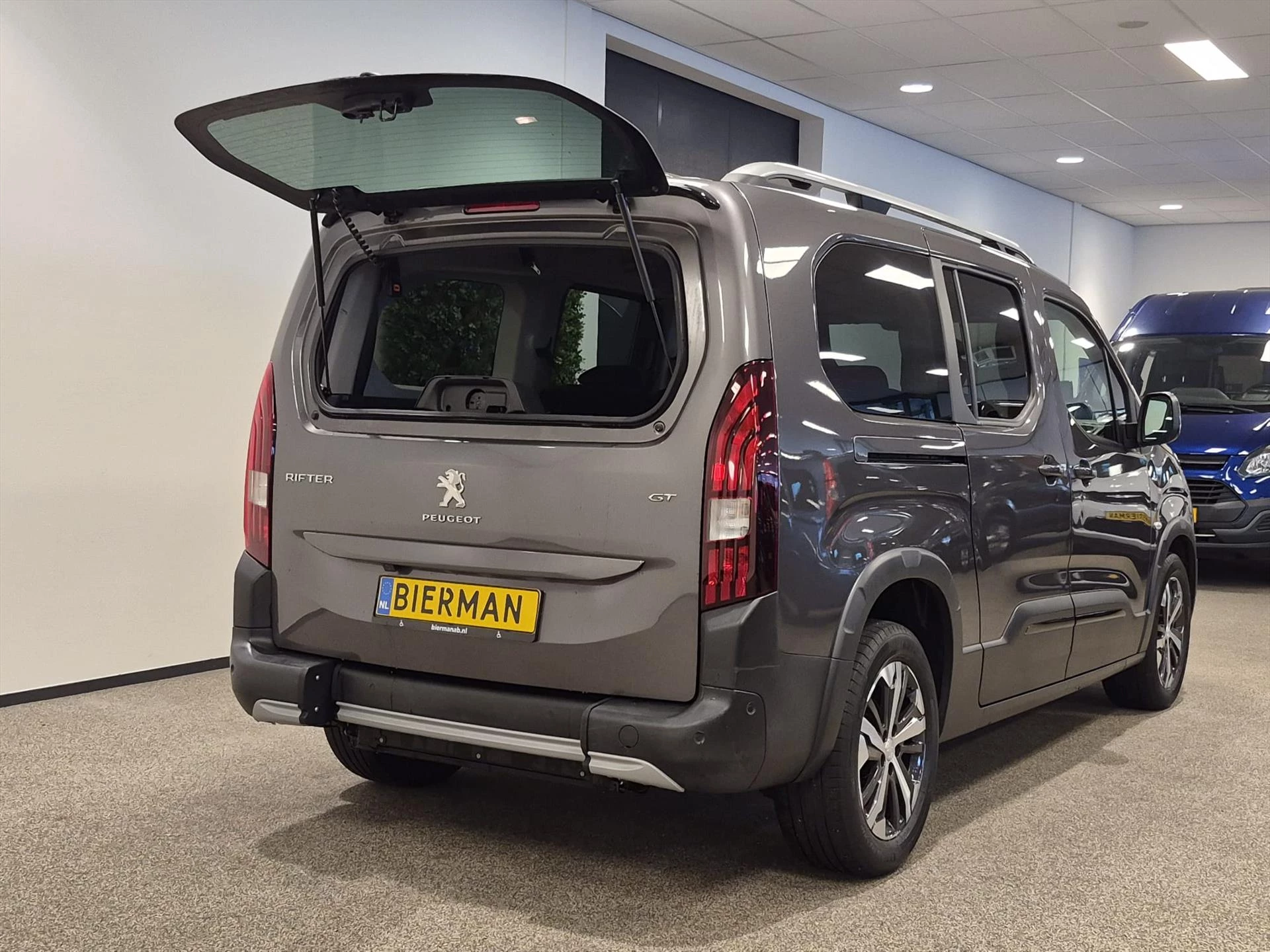 Hoofdafbeelding Peugeot Rifter