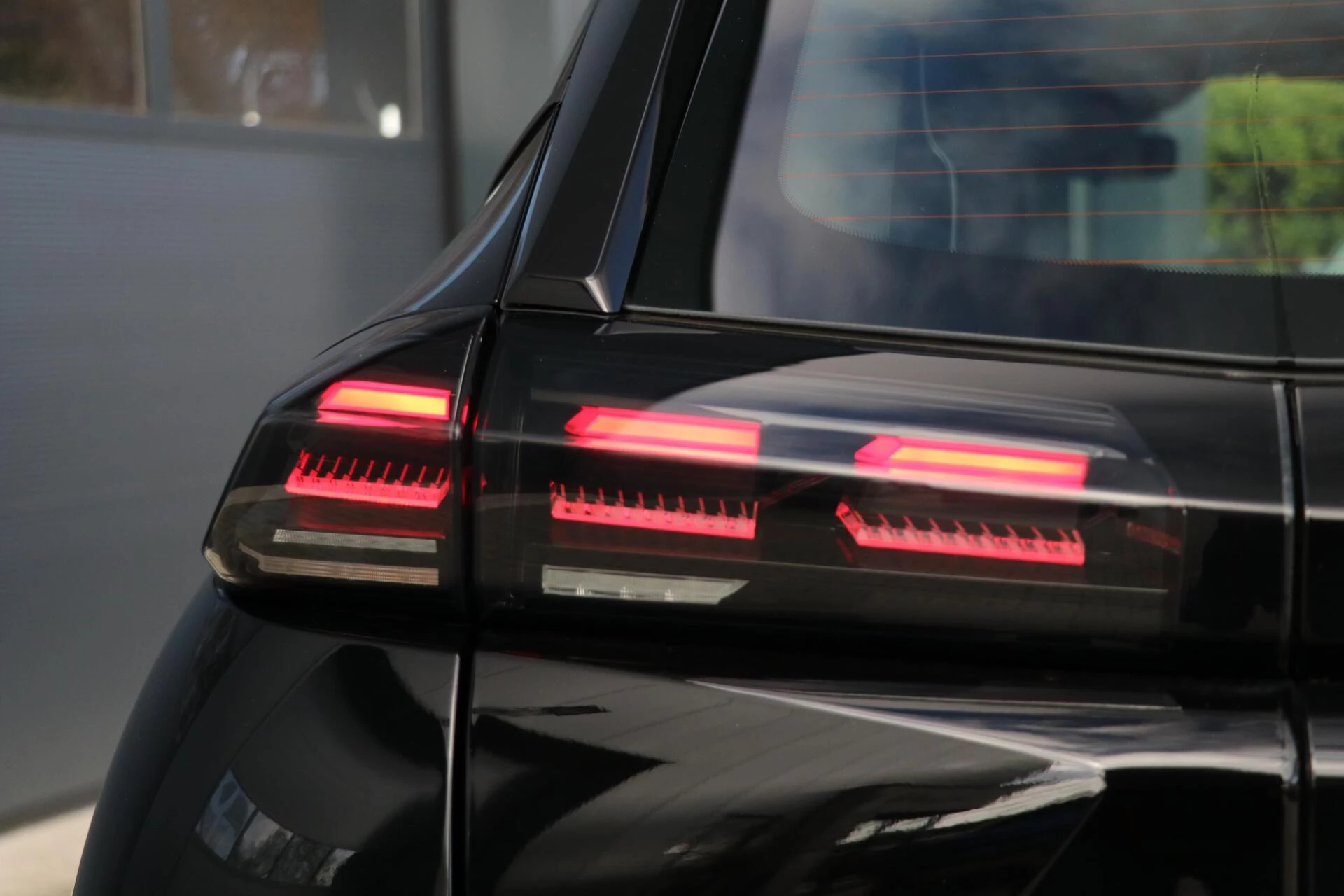 Hoofdafbeelding Peugeot e-2008