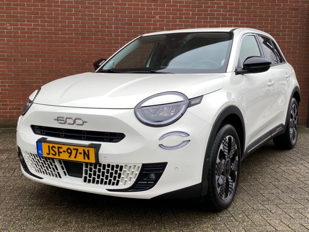 Hoofdafbeelding Fiat 600