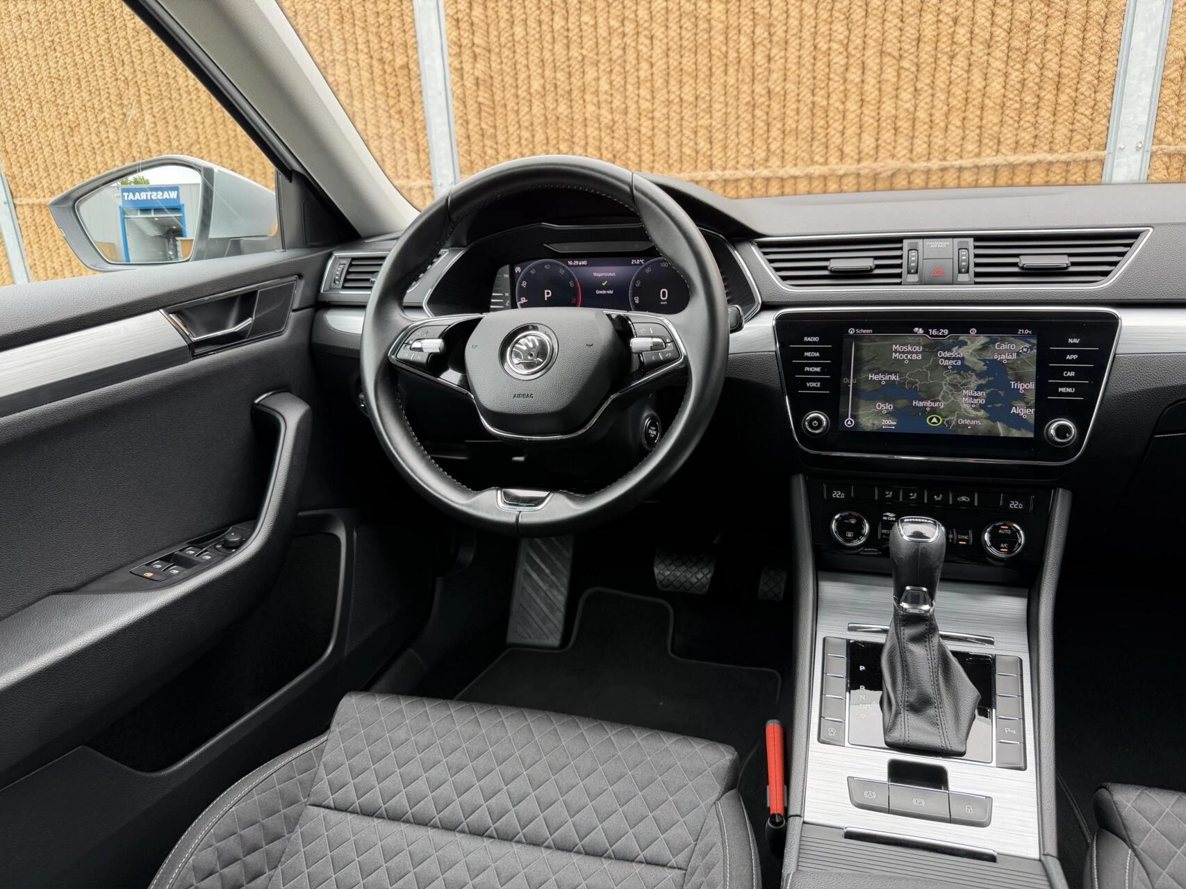 Hoofdafbeelding Škoda Superb