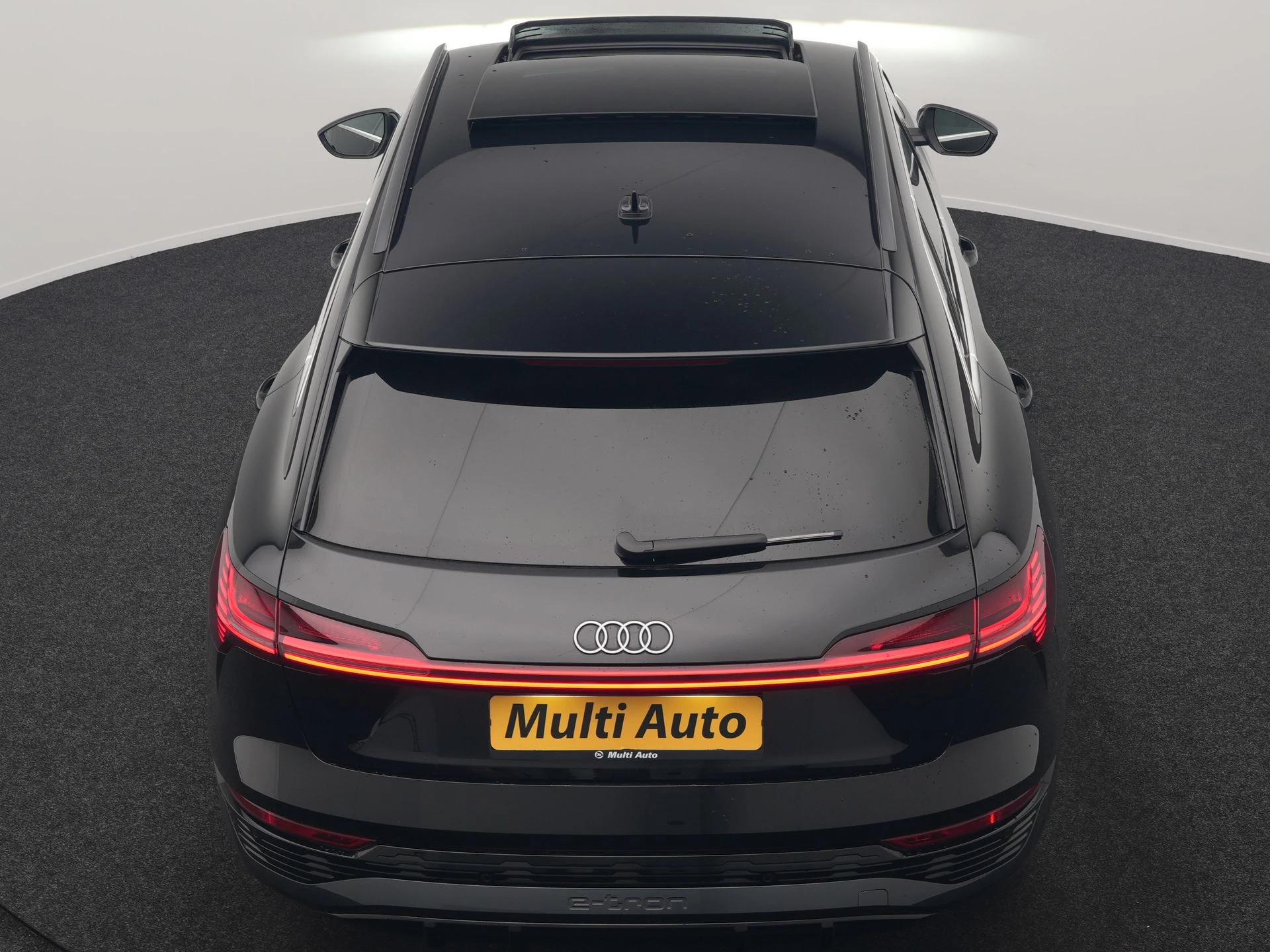 Hoofdafbeelding Audi Q8 e-tron