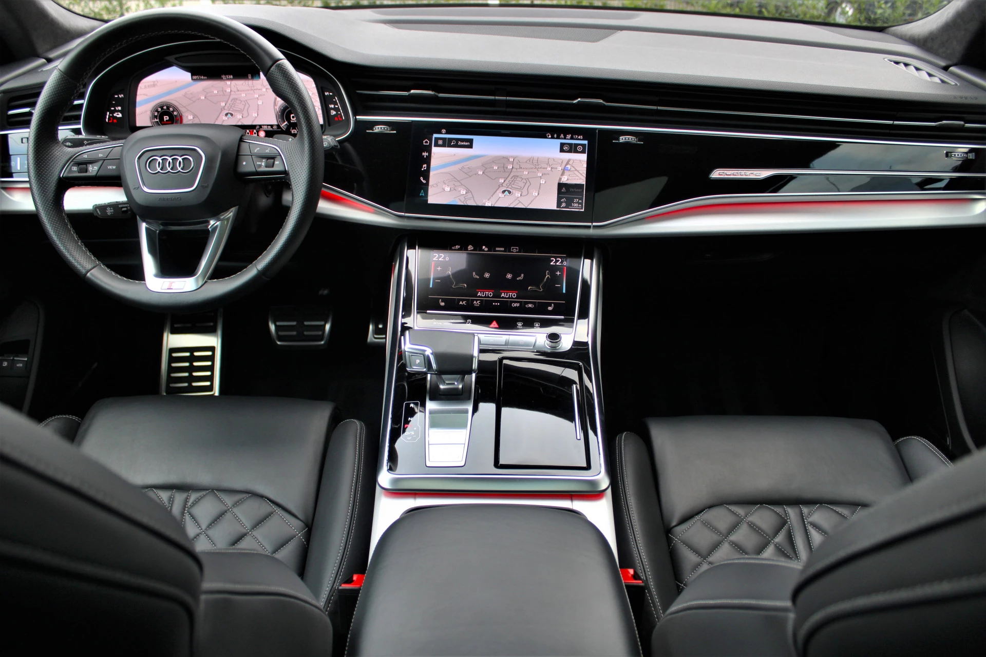 Hoofdafbeelding Audi Q8
