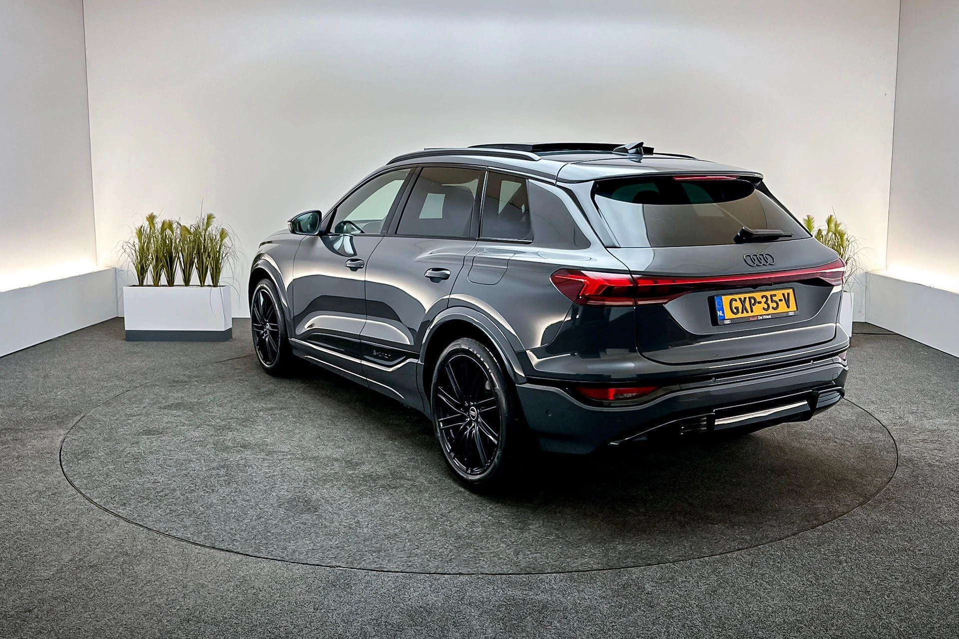 Hoofdafbeelding Audi Q6 e-tron