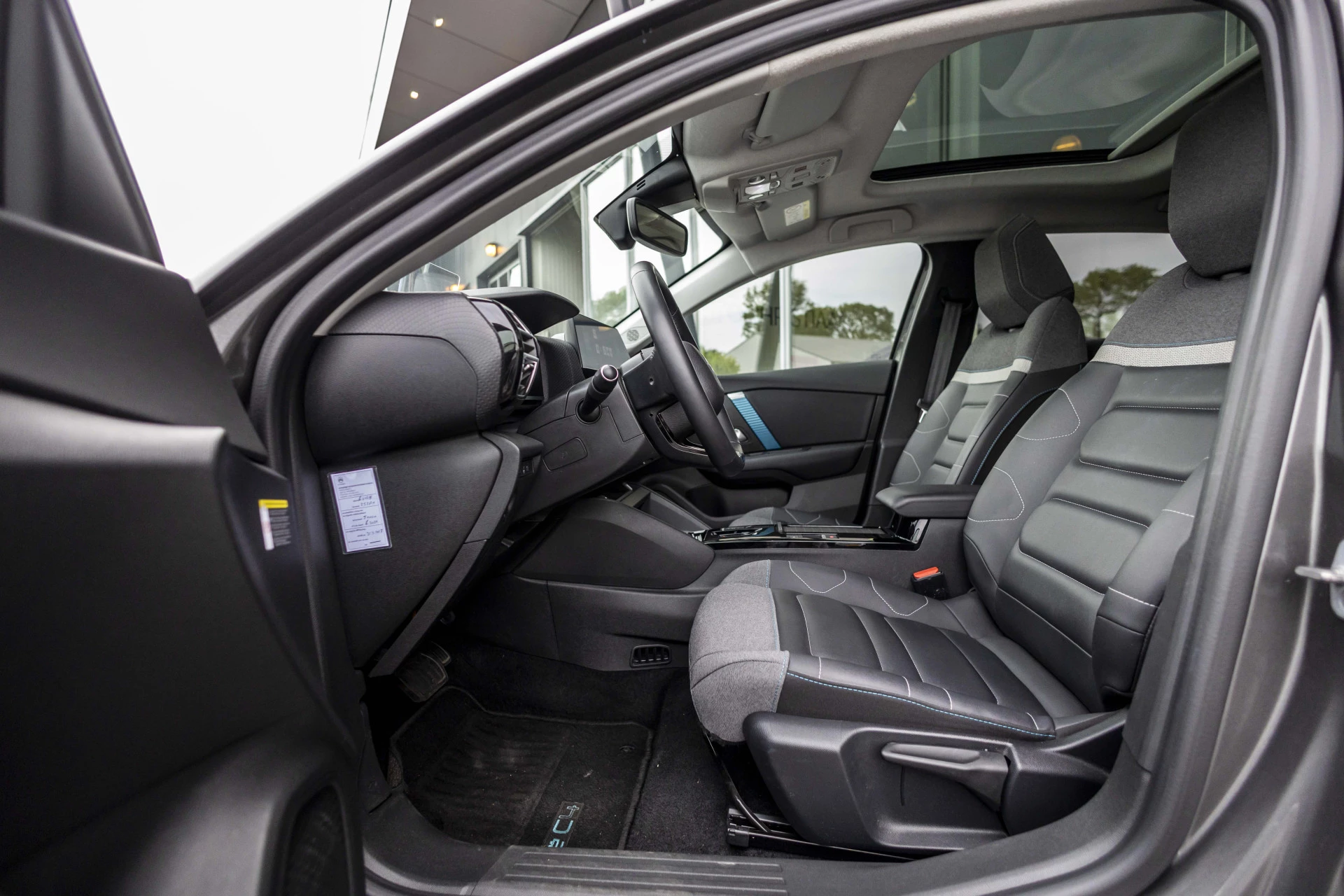 Hoofdafbeelding Citroën ë-C4