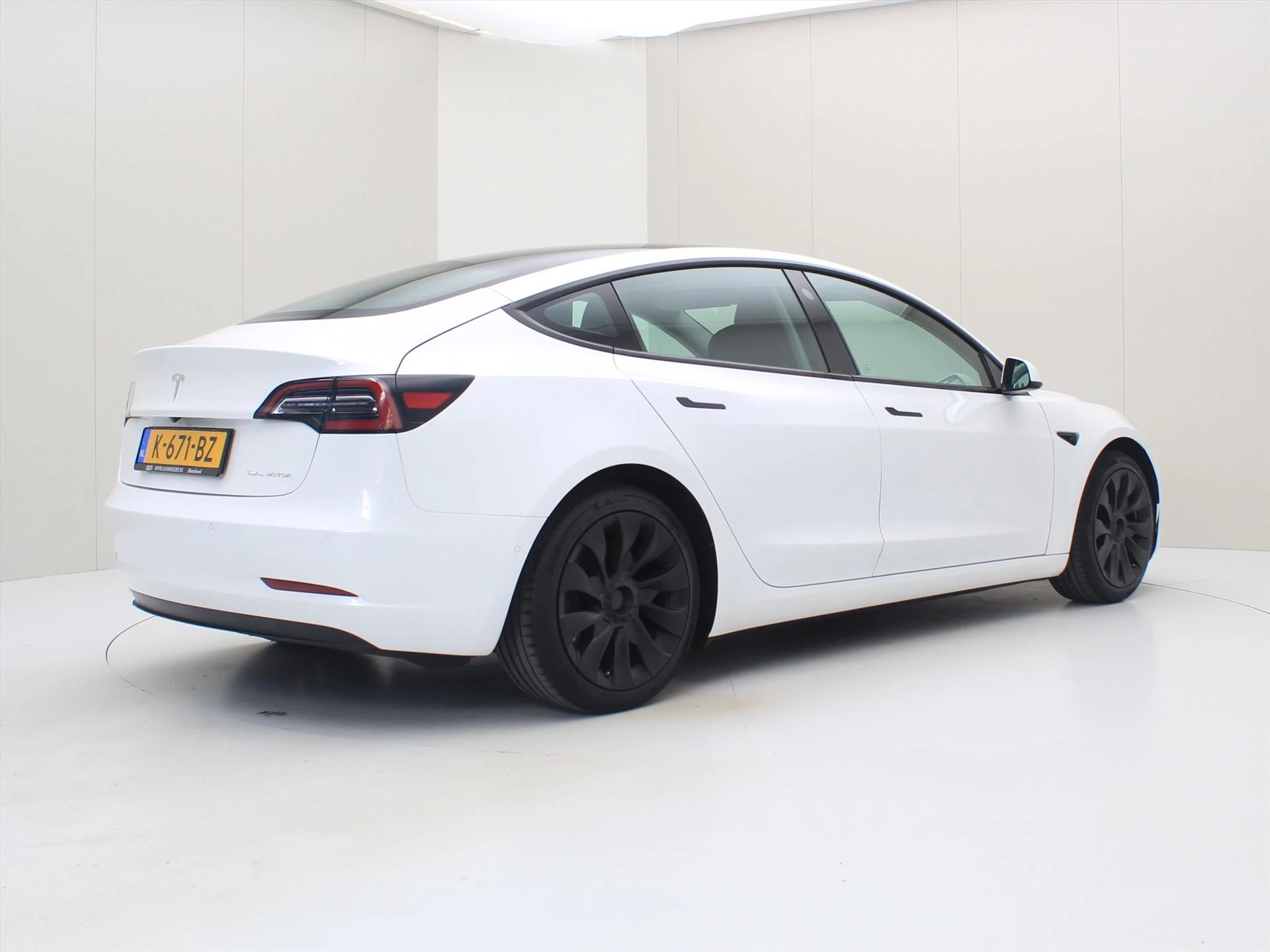 Hoofdafbeelding Tesla Model 3