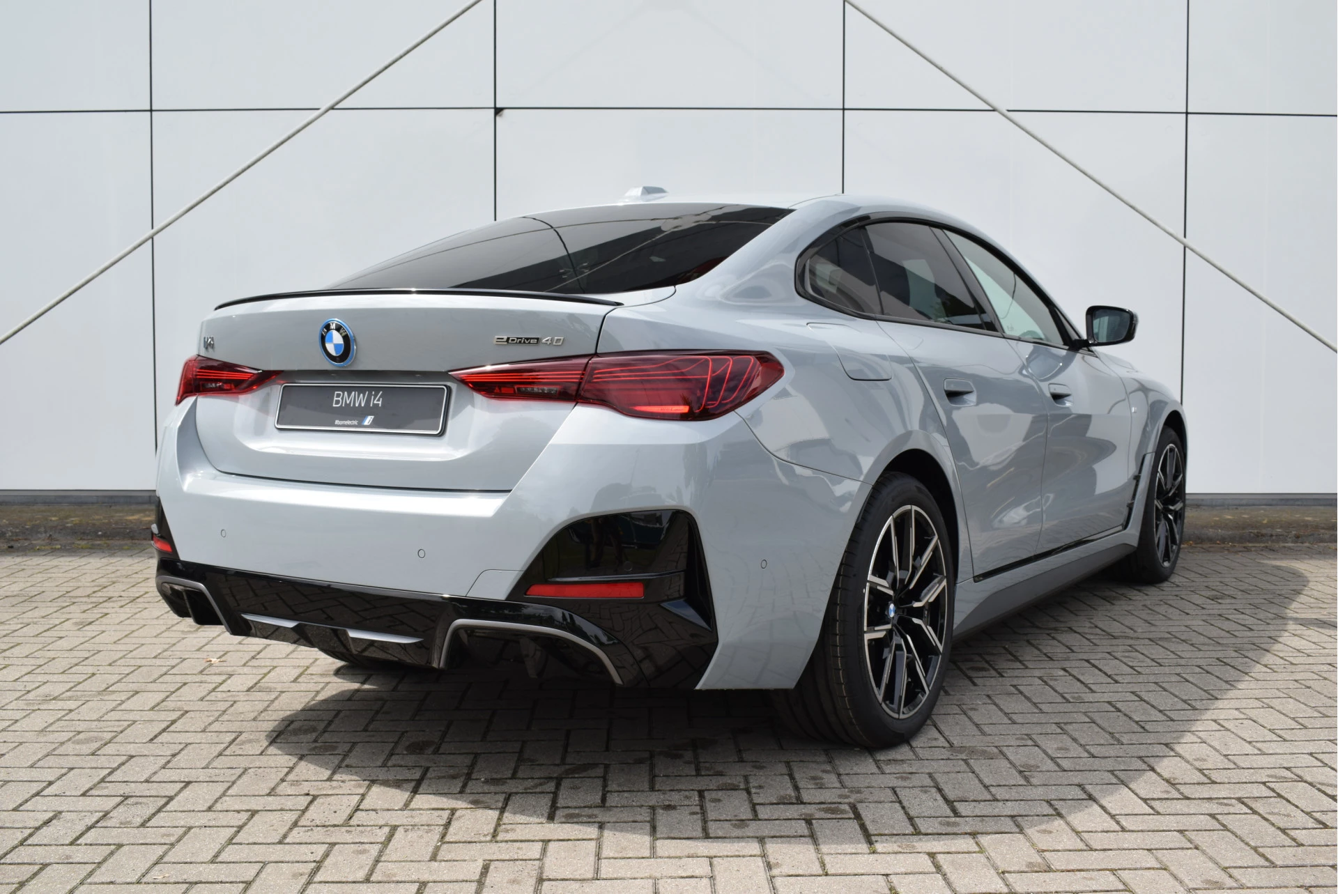 Hoofdafbeelding BMW i4