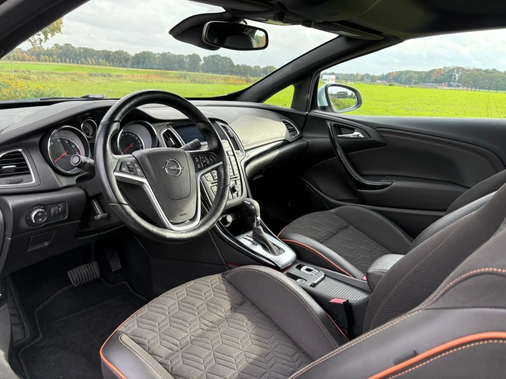 Hoofdafbeelding Opel Cascada