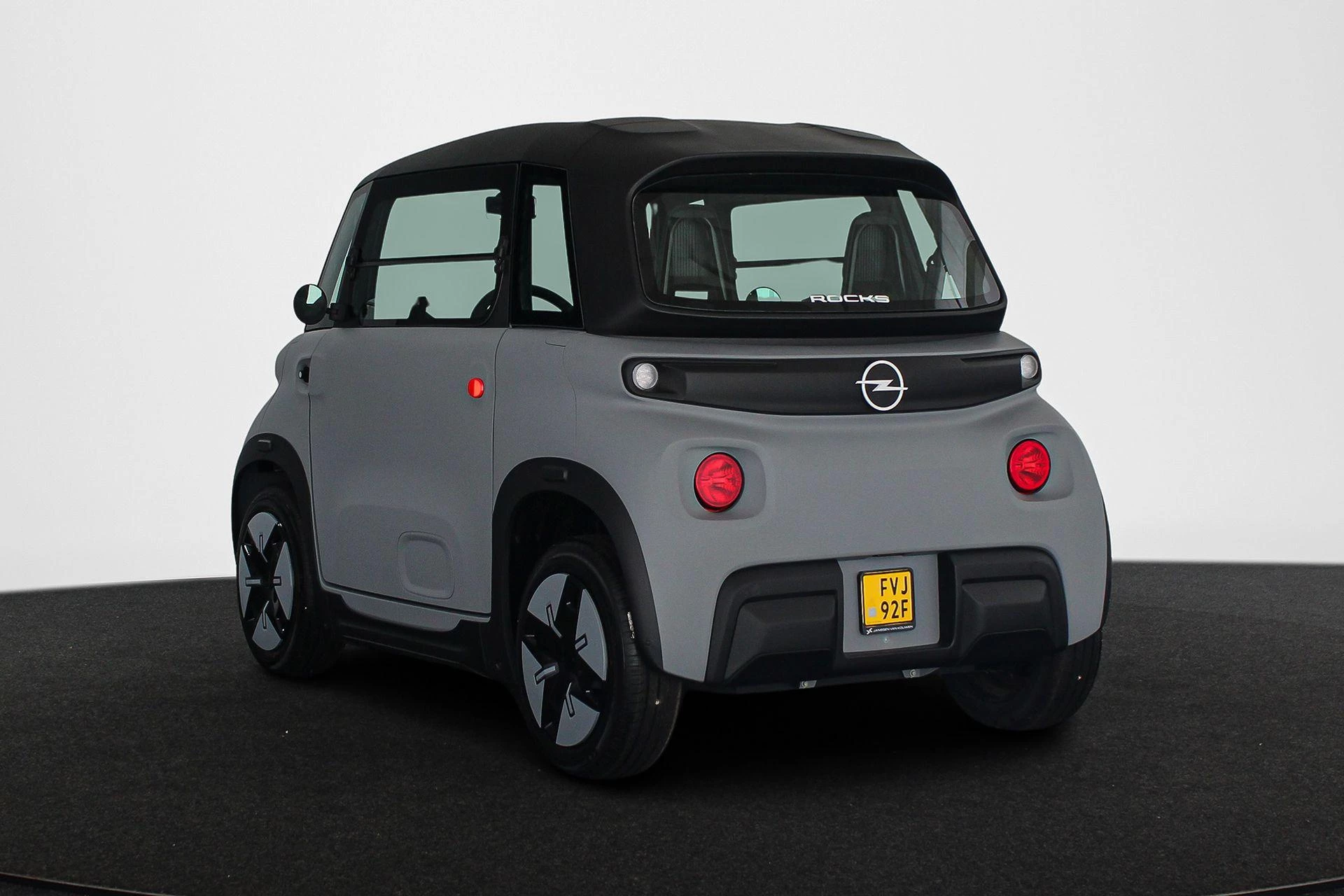 Hoofdafbeelding Opel Rocks-e