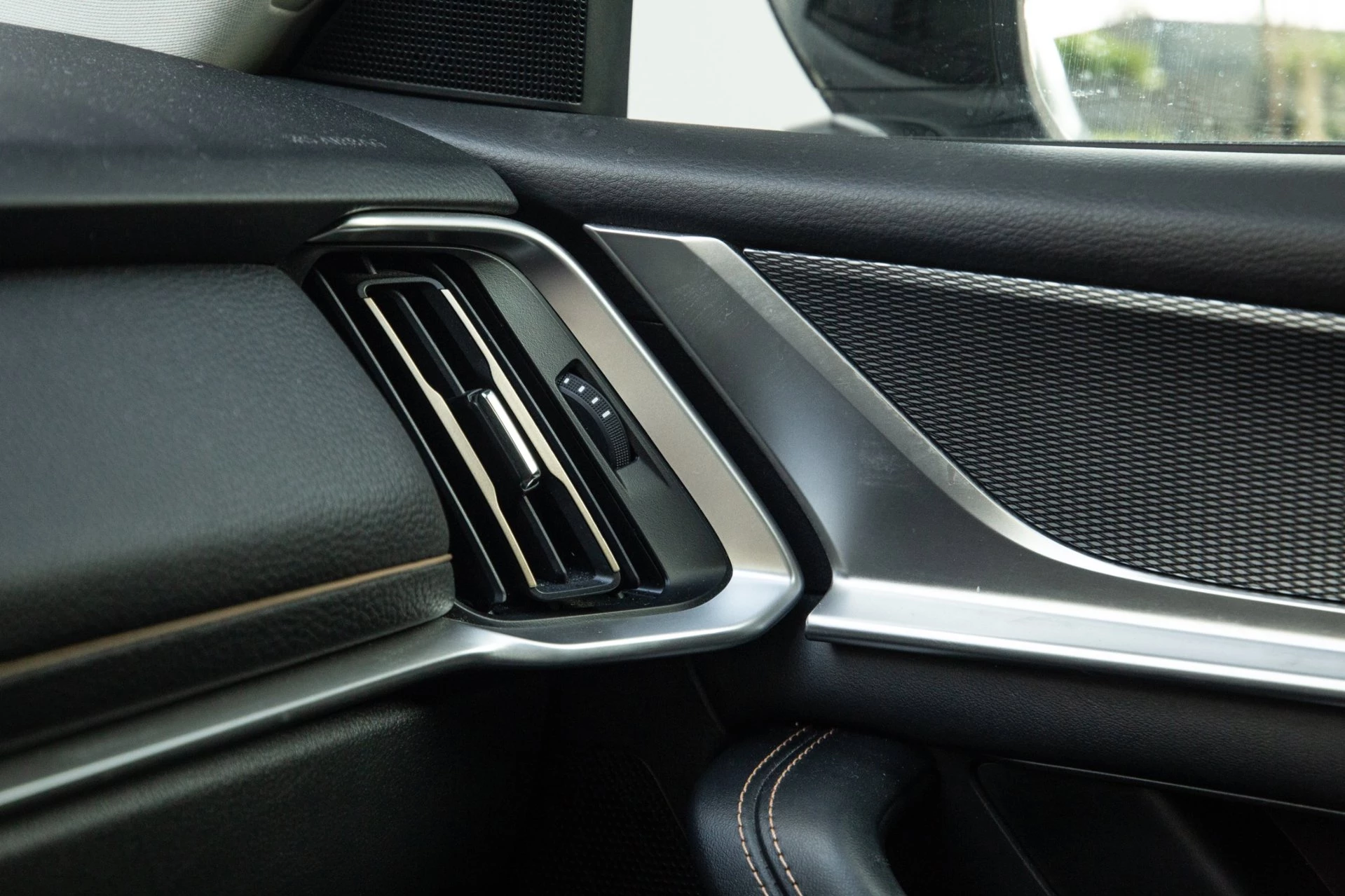 Hoofdafbeelding Mazda CX-60